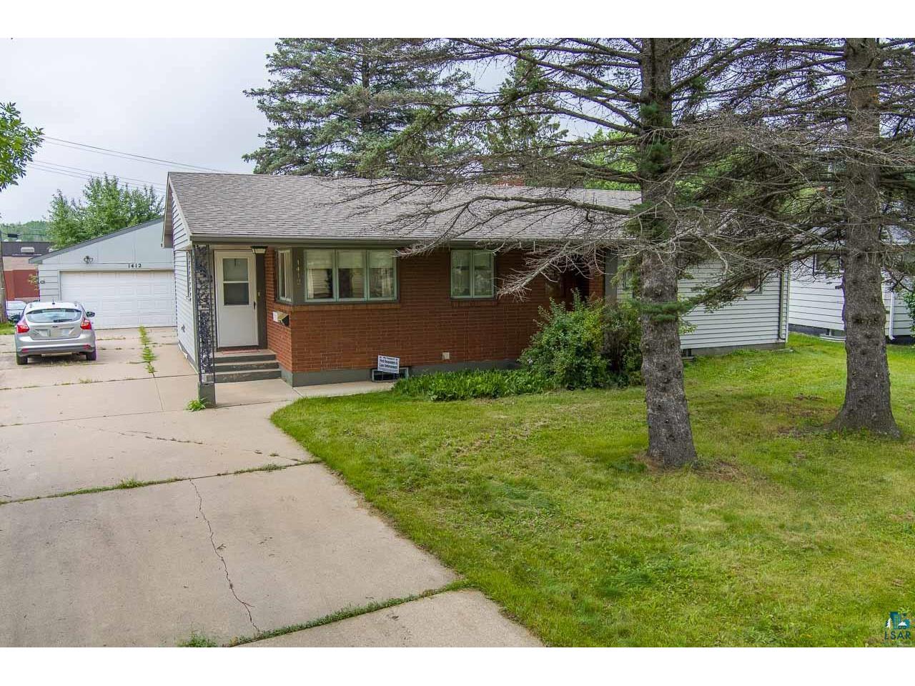 1412 Gray Dr, Hibbing, MN 55746 MLS 6105024 Edina Realty