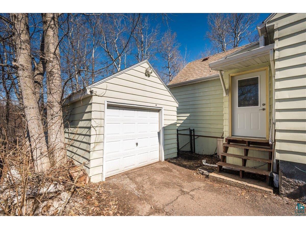 1415 Eklund Ave Duluth MN 55811 6124561 image31