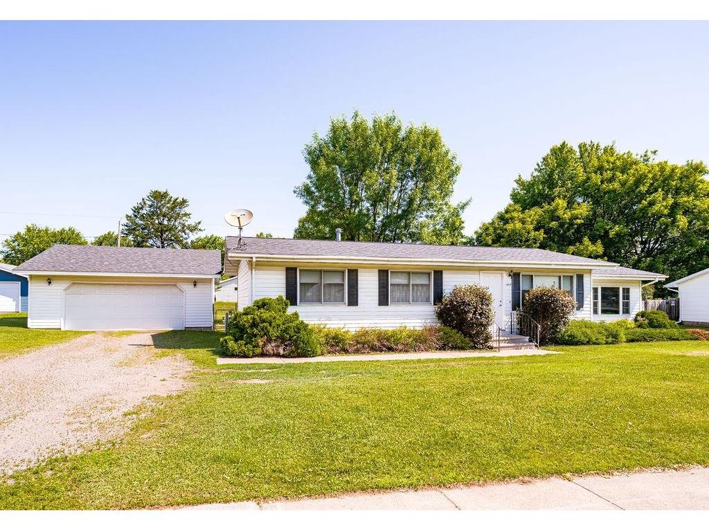 1419 Doddridge Ave Cloquet MN 55720 6120316 image1