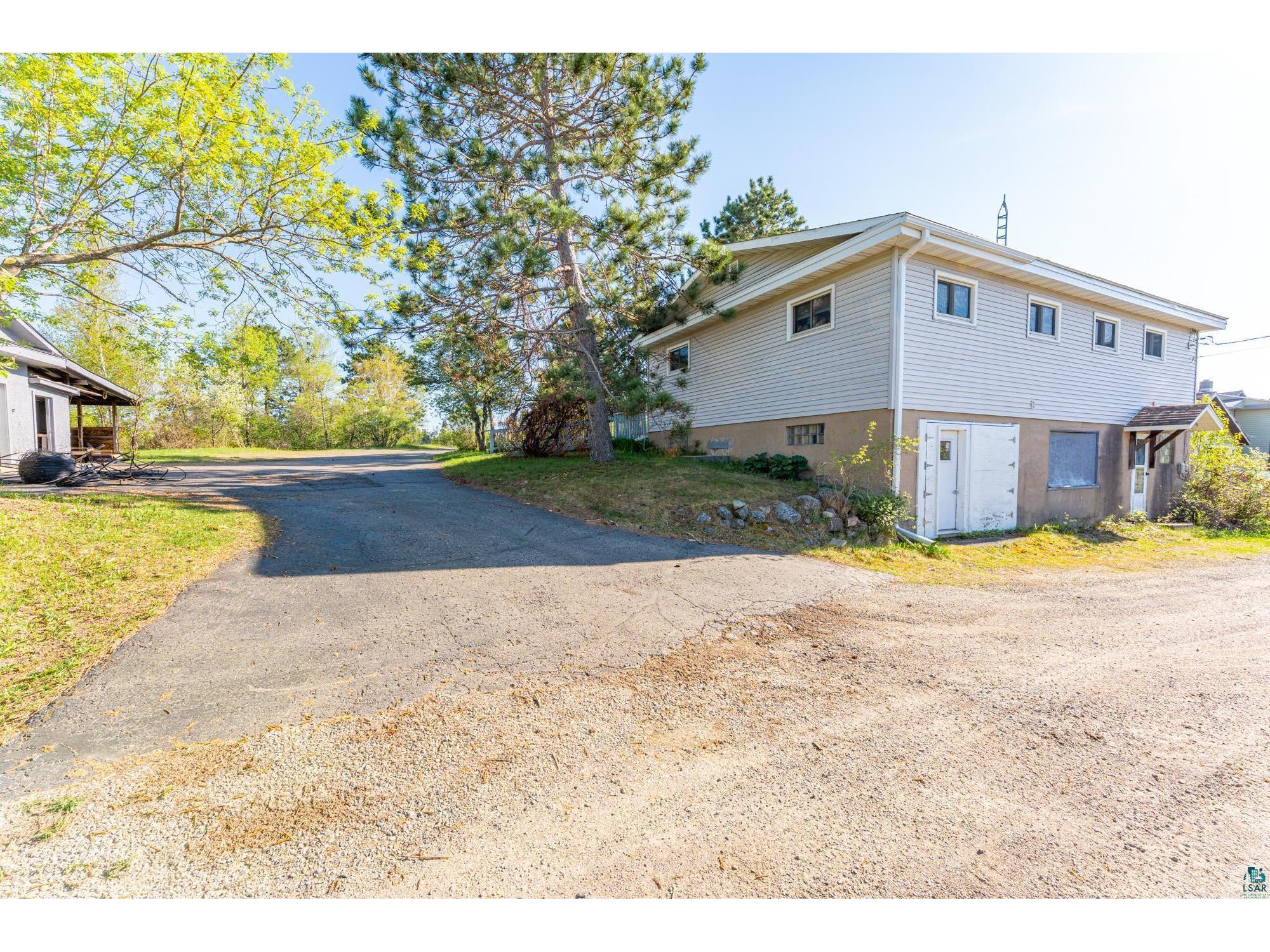 1419 E Chapman St Ely MN 55731 6125828 image36