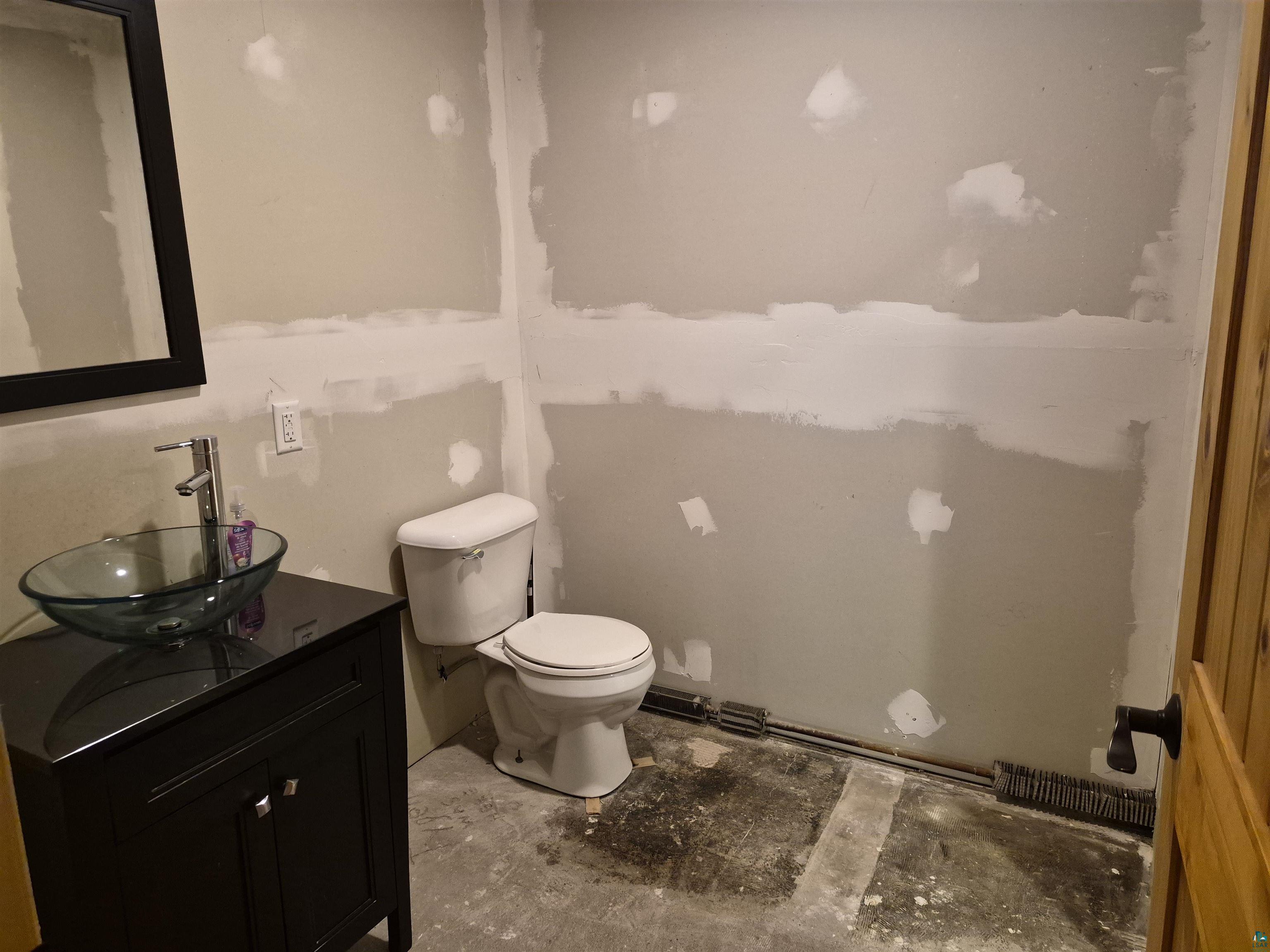 1424 E 6th St Superior MN 54880 6125602 image22
