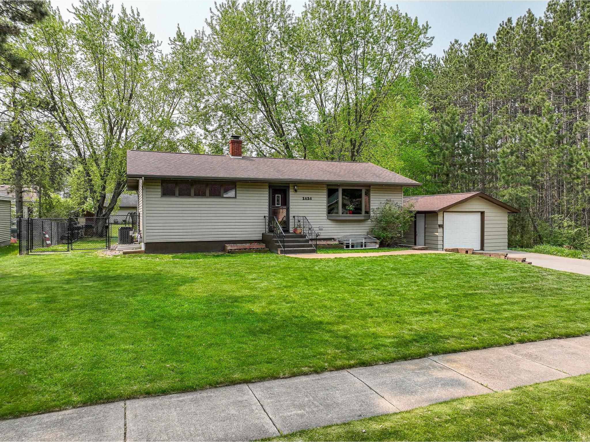 1424 Summit Ave Cloquet MN 55720 6119848 image1