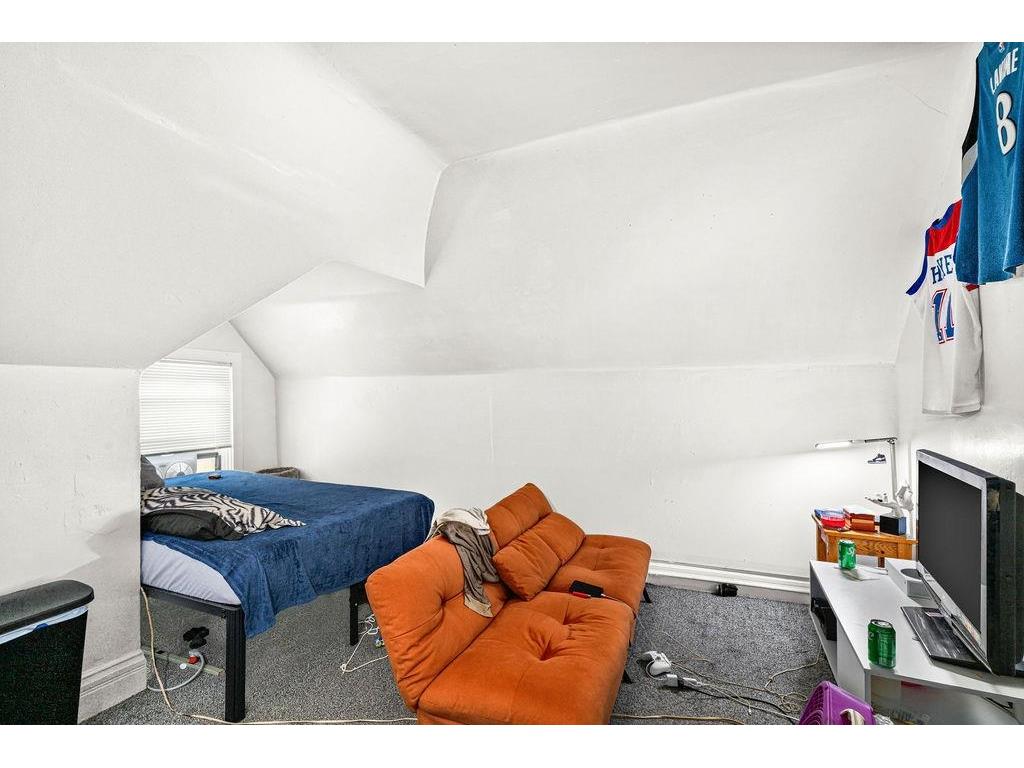 1426-1428 E 1st St Duluth MN 55805 6121429 image24