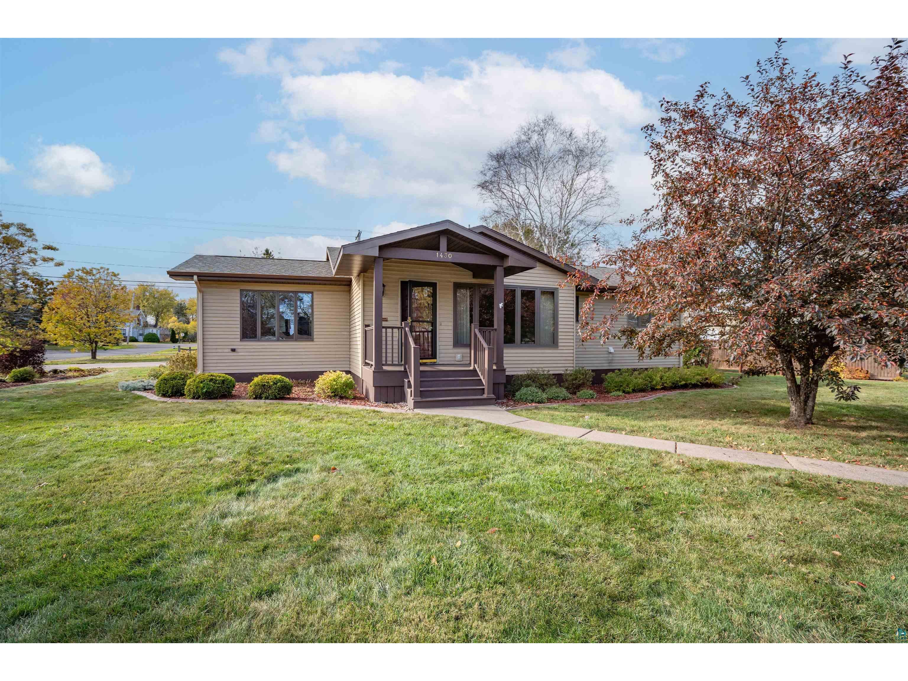 1430 E 4th St Superior WI 54880 6116770 image1