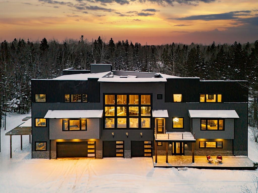 1430 Stoney Point Dr Duluth MN 55804 - Lake Superior 6123383 image1