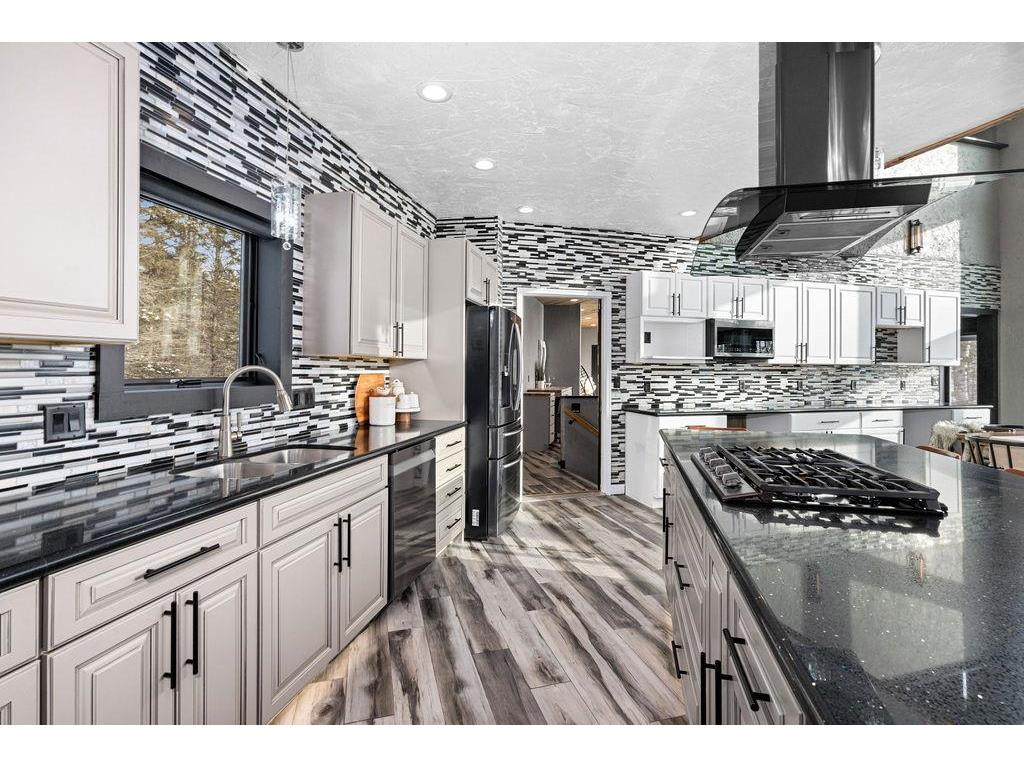 1430 Stoney Point Dr Duluth MN 55804 - Lake Superior 6123383 image12