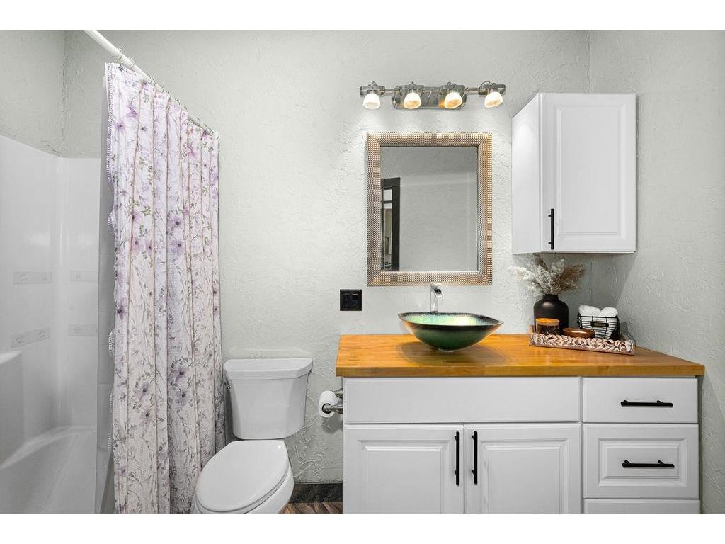 1430 Stoney Point Dr Duluth MN 55804 - Lake Superior 6123383 image28