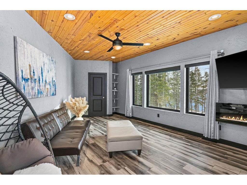 1430 Stoney Point Dr Duluth MN 55804 - Lake Superior 6123383 image31