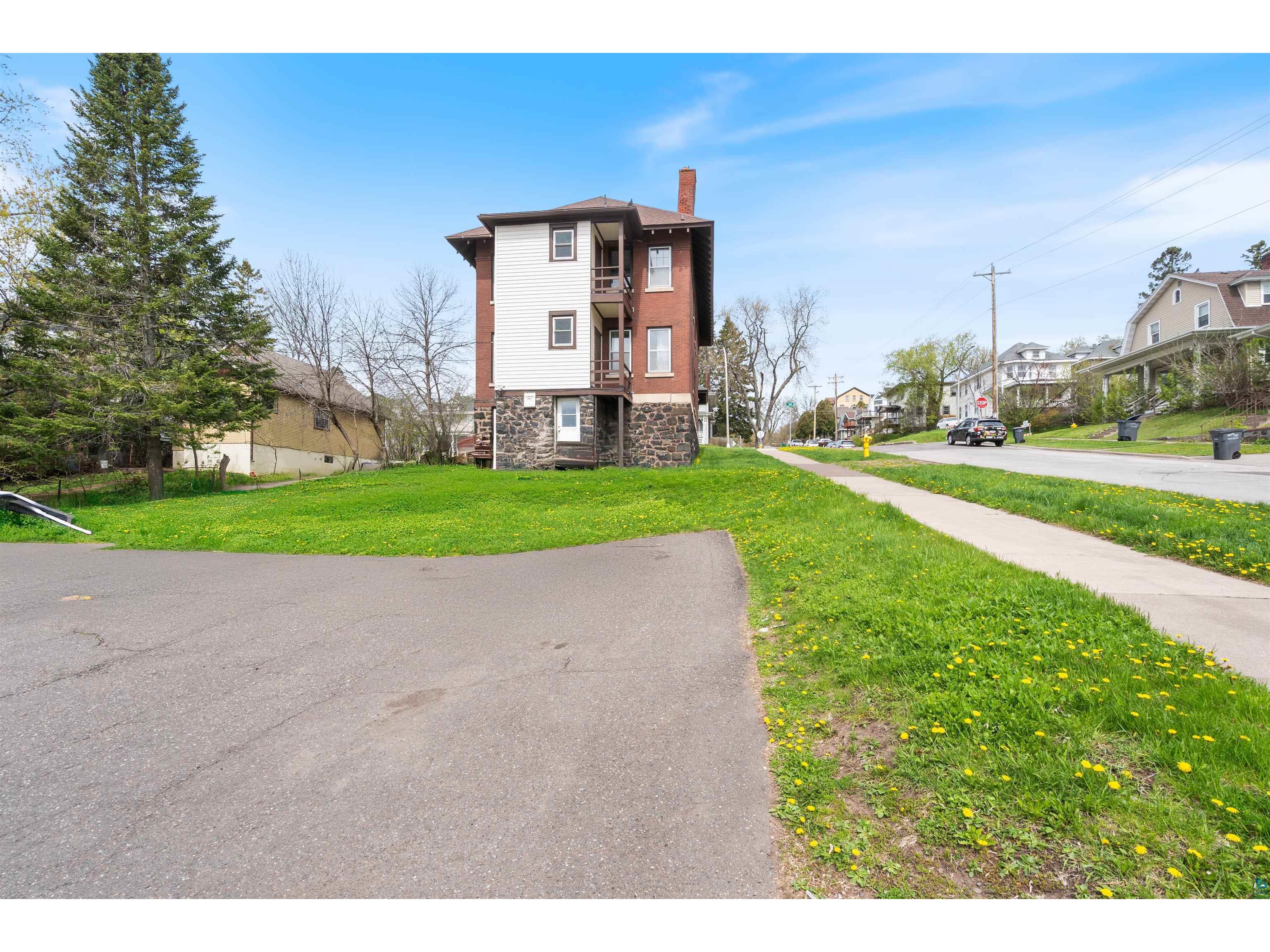 1432 E 4th St Duluth MN 55805 6125522 image42