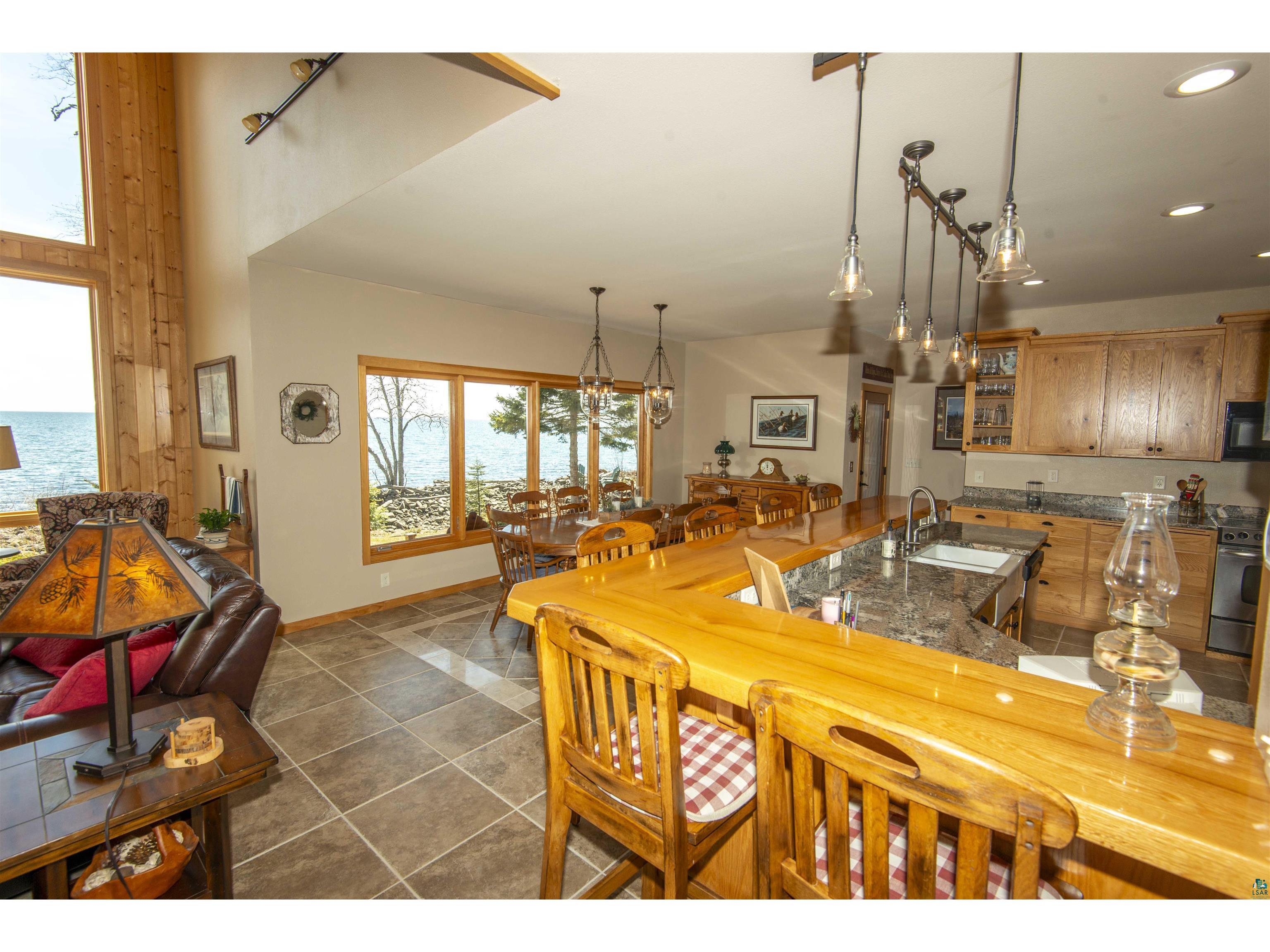 144 Stonegate Rd Hovland MN 55606 - Lake Superior 6125026 image10