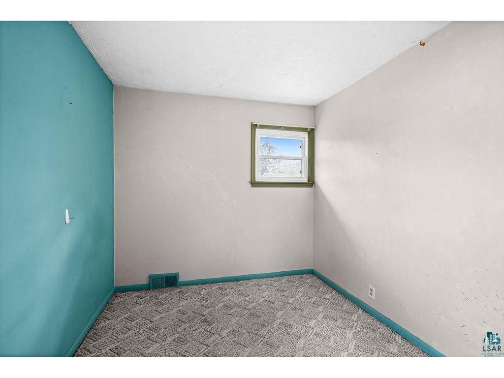 145 E Toledo St Duluth MN 55811 6125455 image15