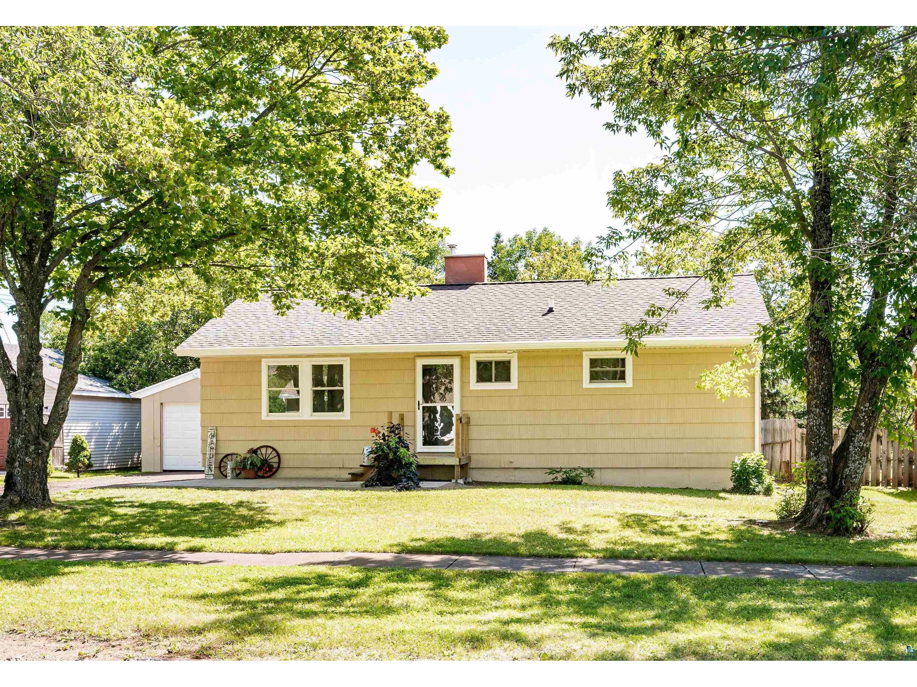 15 James Rd Silver Bay MN 55614 6105282 image1