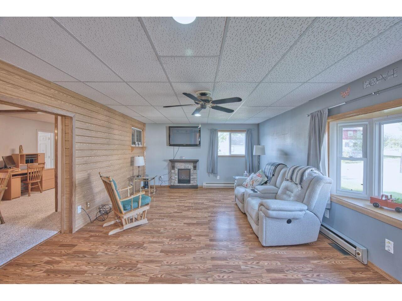 15 W 4th Ave N Aurora MN 55705 6121891 image13