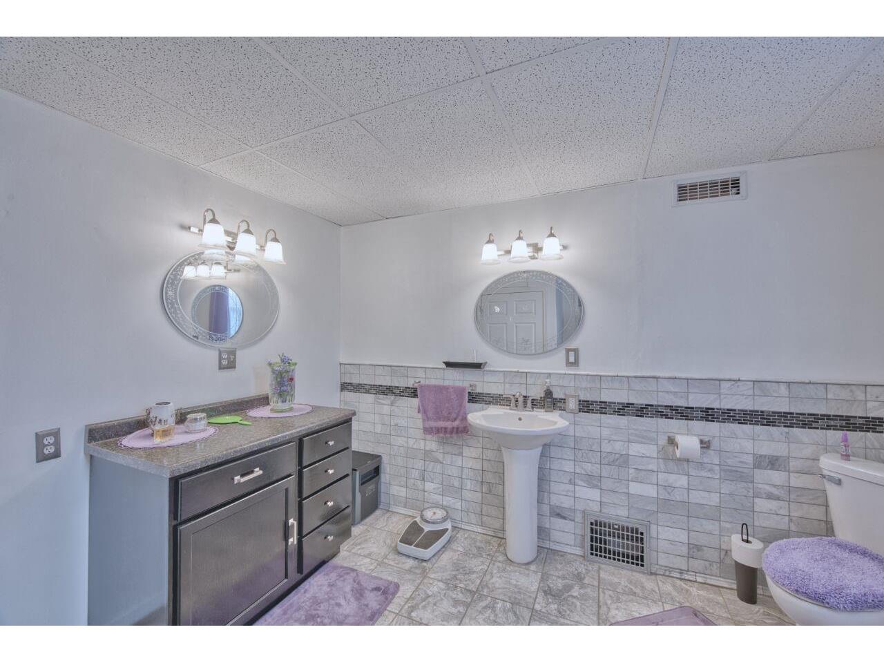 15 W 4th Ave N Aurora MN 55705 6121891 image18