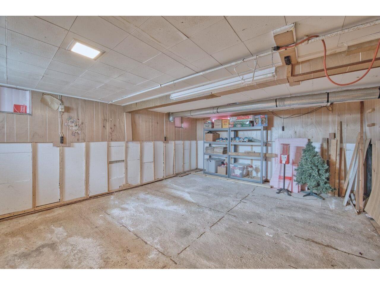 15 W 4th Ave N Aurora MN 55705 6121891 image27