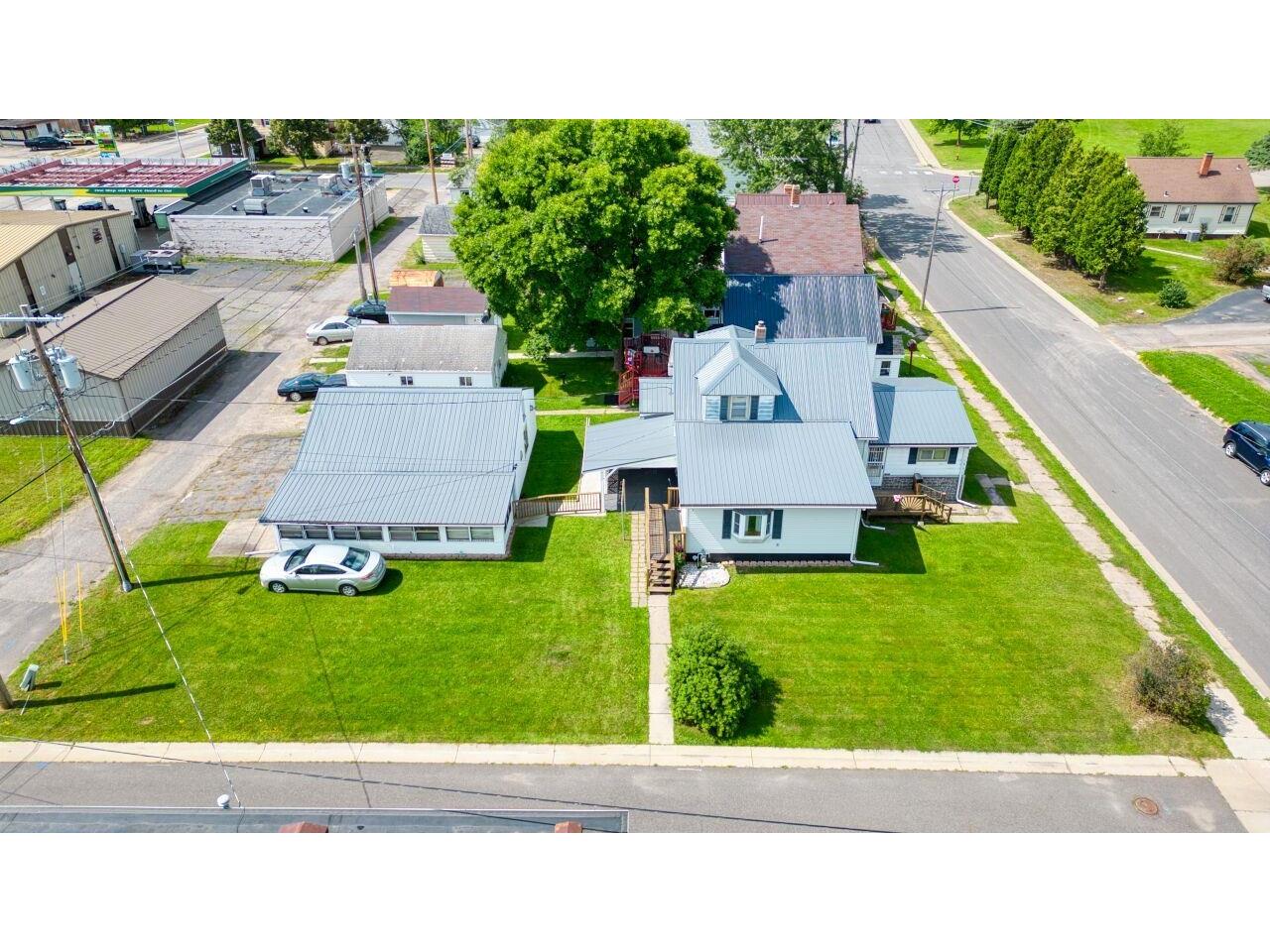 15 W 4th Ave N Aurora MN 55705 6121891 image36