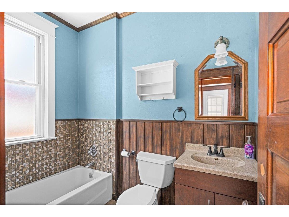 1502 8th Ave Two Harbors MN 55616 6121892 image14