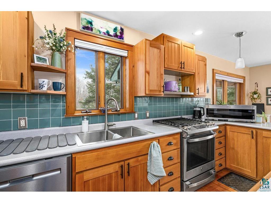 1504 Homestead Dr Duluth MN 55804 - Little Knife River 6124426 image27