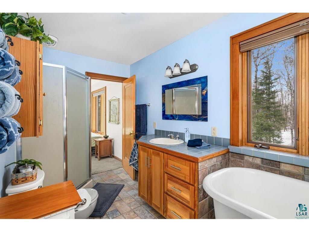 1504 Homestead Dr Duluth MN 55804 - Little Knife River 6124426 image37