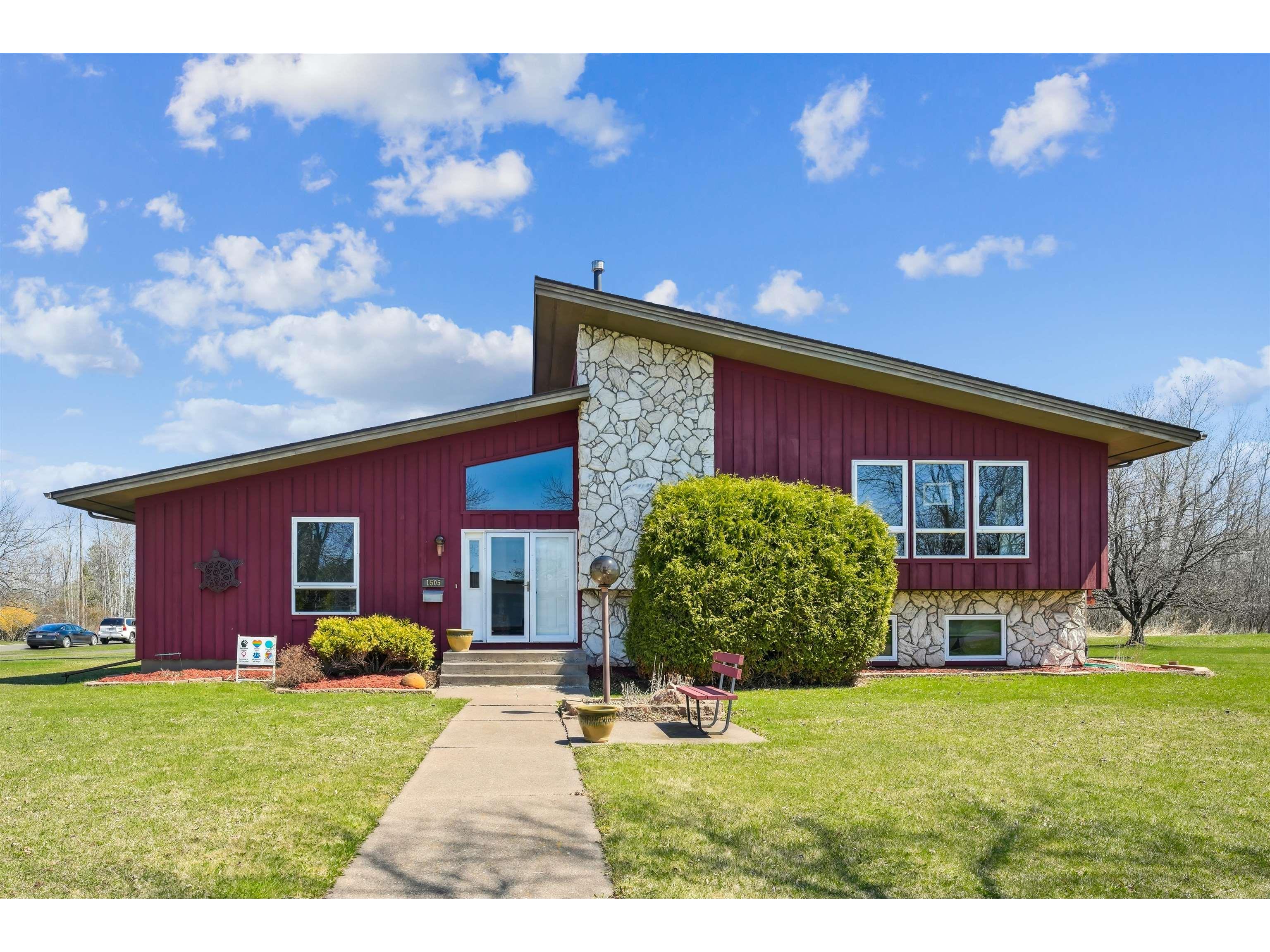 1505 E 10th St Superior WI 54880 6120119 image1