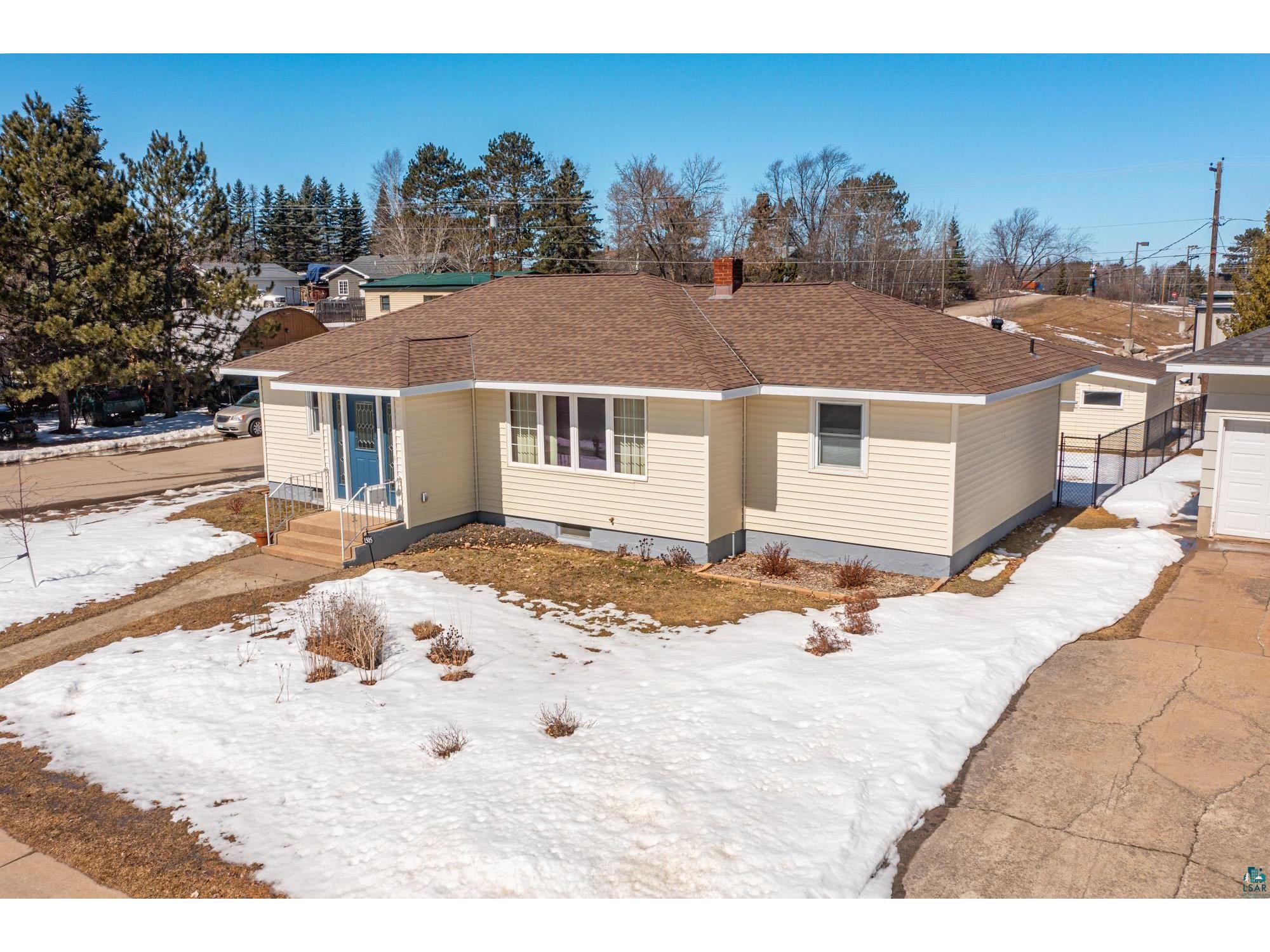 1505 E Harvey St Ely MN 55731 6112996 image1