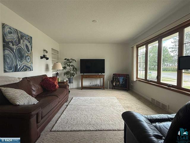 1505 E Harvey St Ely MN 55731 6126606 image3