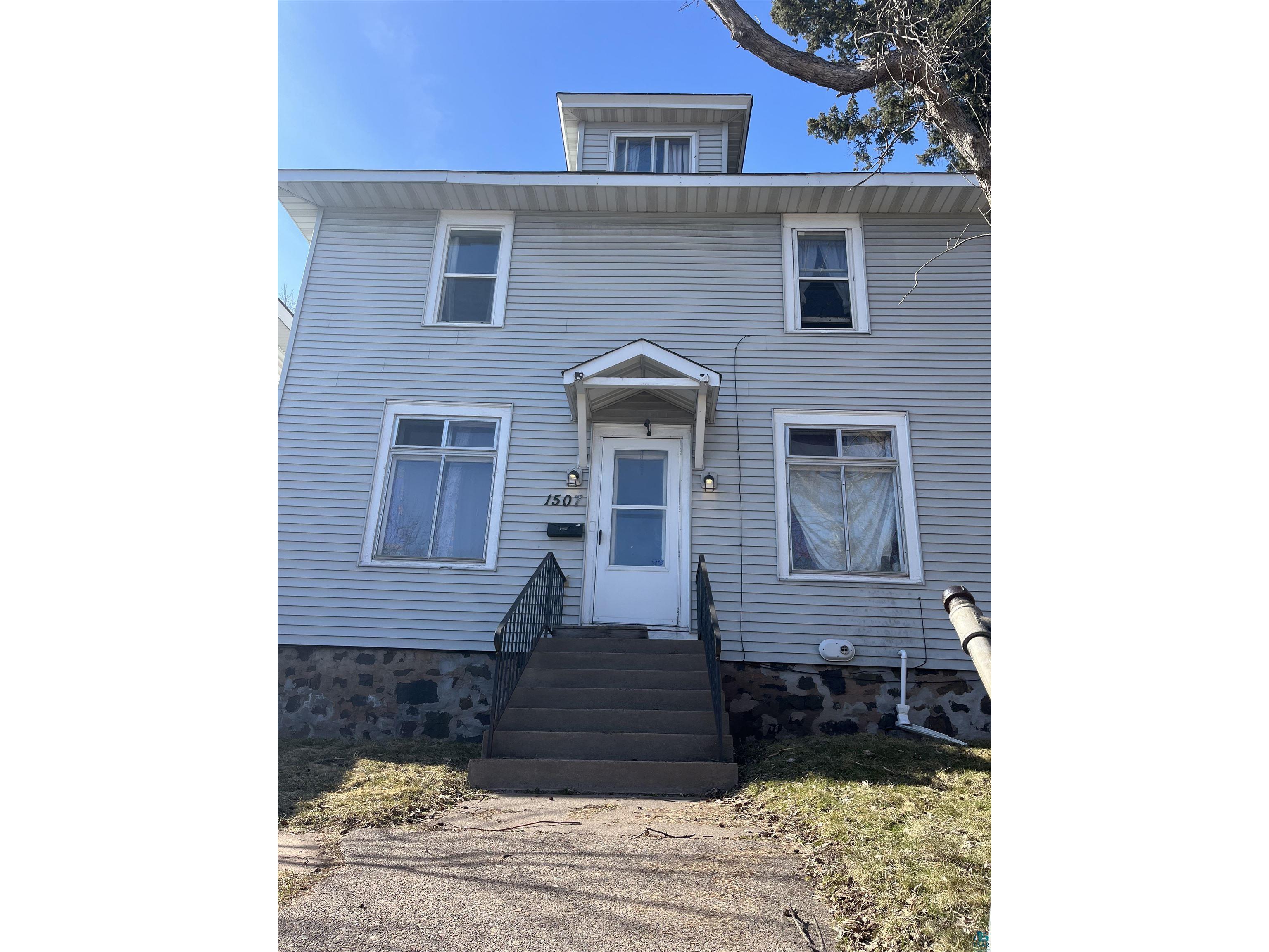 1507 E 4th St Duluth MN 55812 6124419 image1