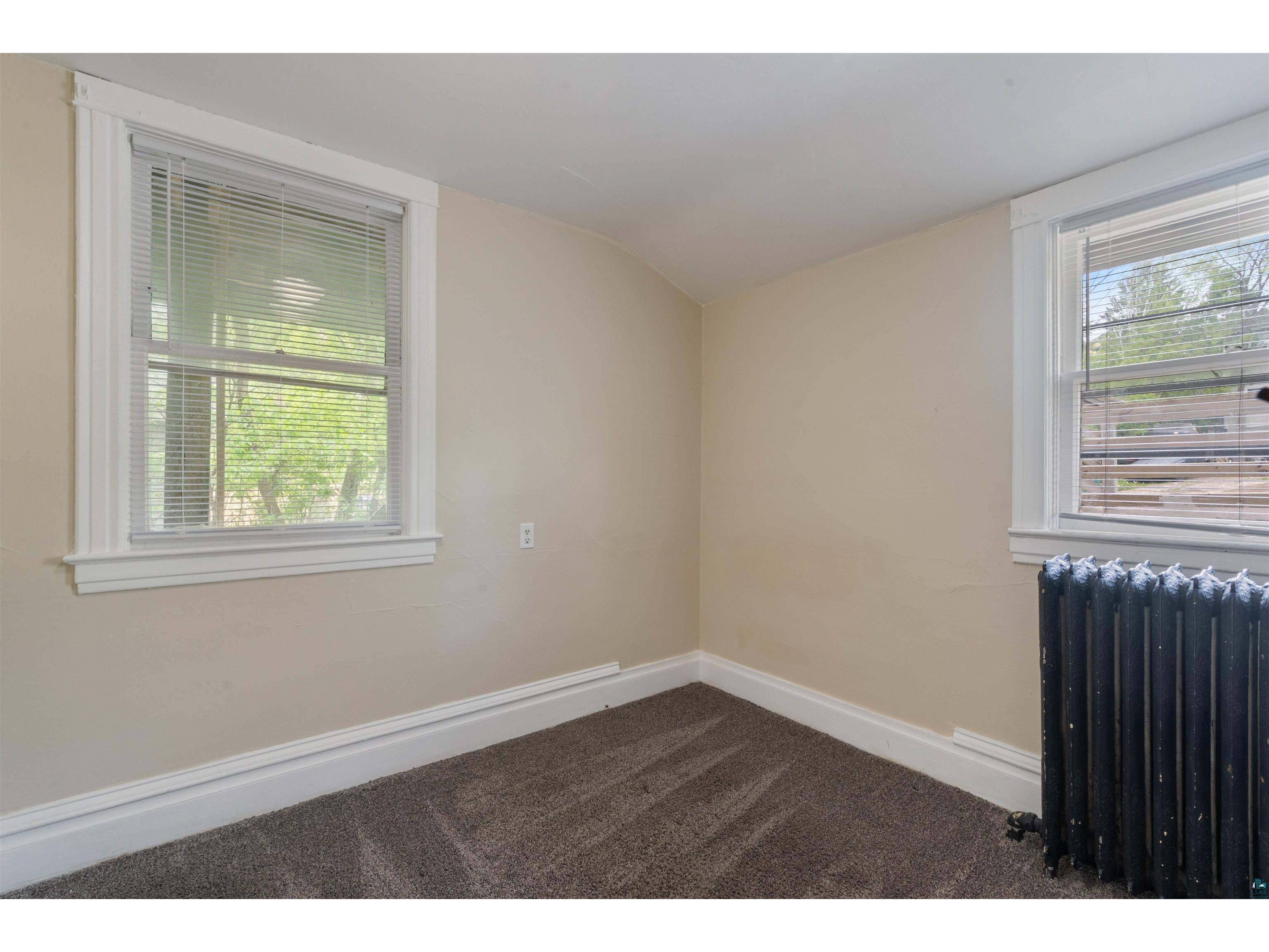 1511 E 4th St Duluth MN 55812 6125910 image20