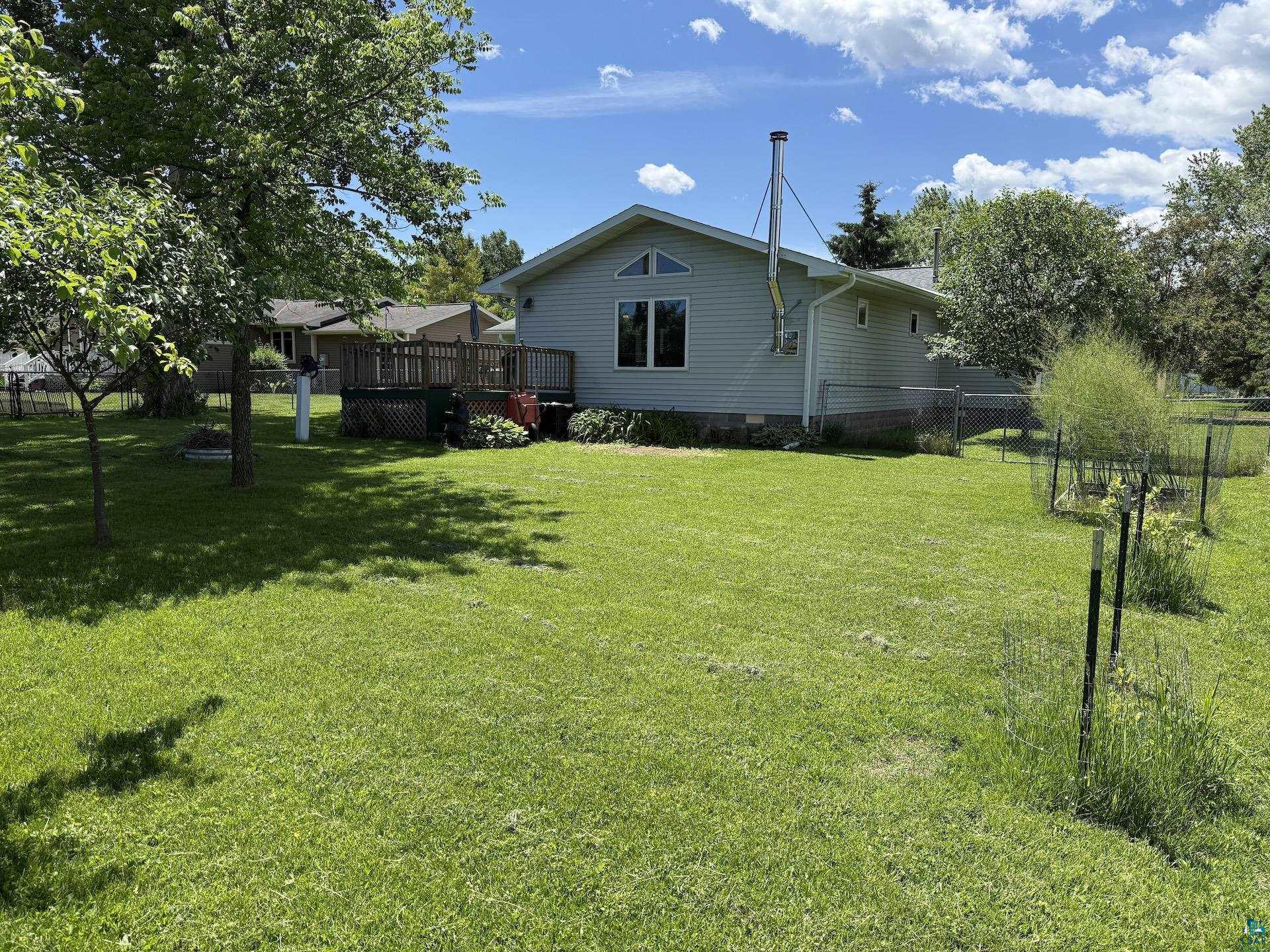 1512 10th Ave W Ashland WI 54806 6126116 image3