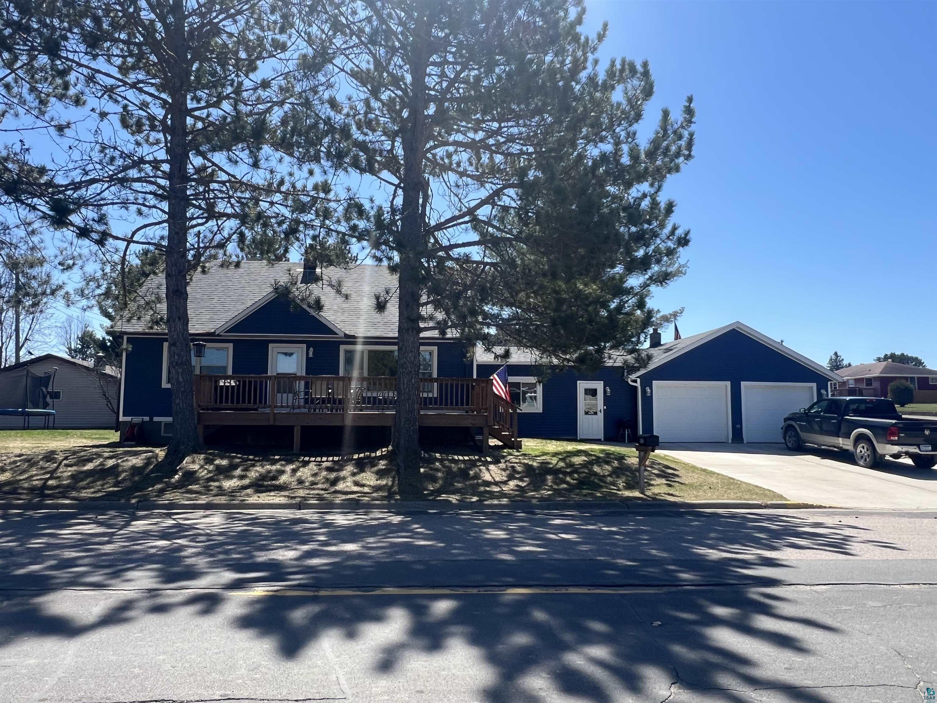 1512 E Harvey St Ely MN 55731 6118209 image1