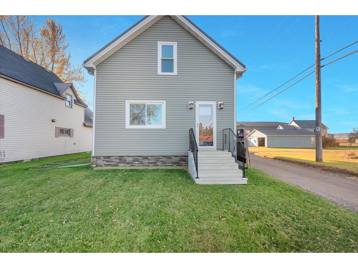 1513 Maryland Ave Superior WI 54880 6122814 image1