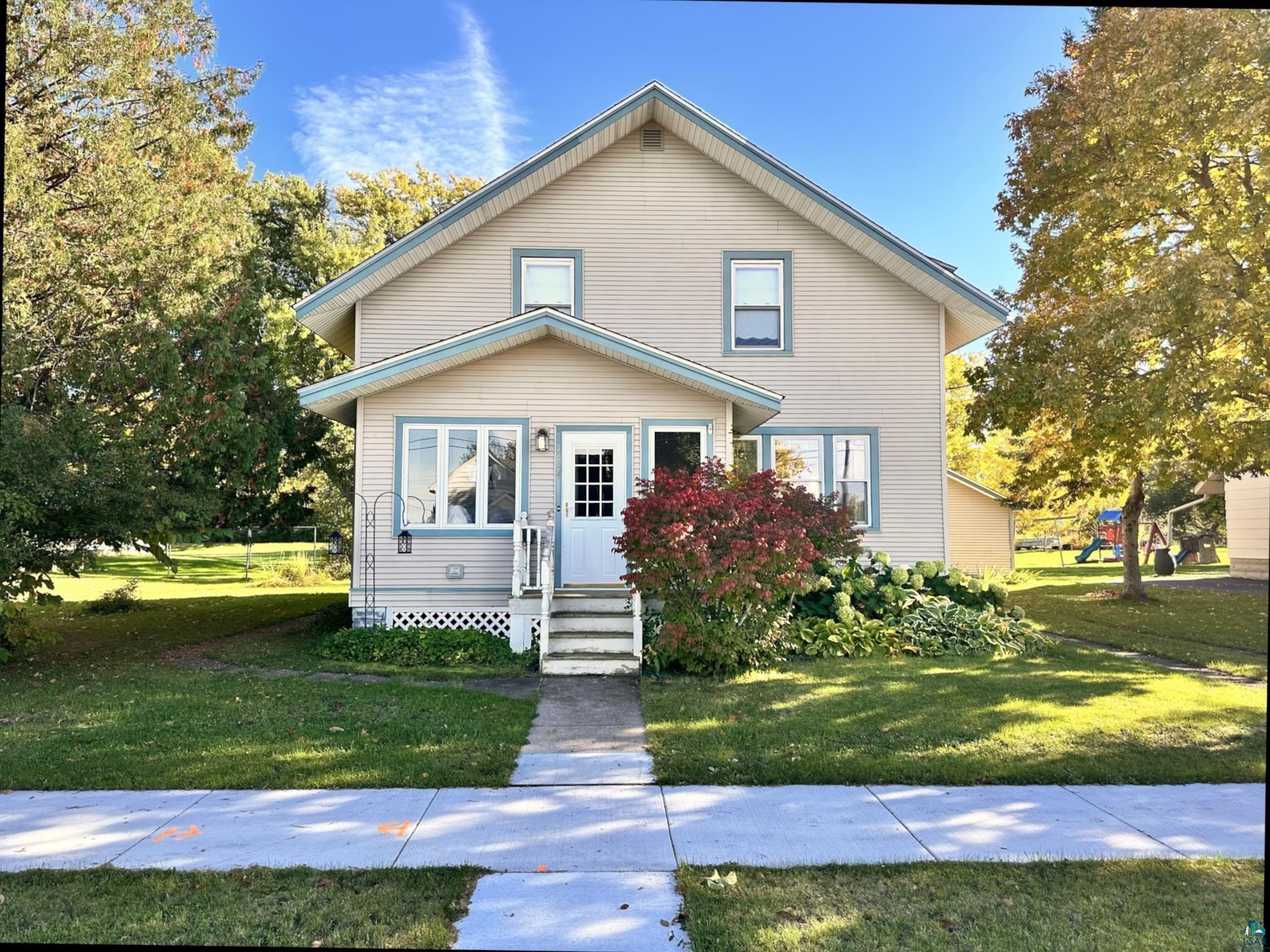 1514 6th St E Ashland WI 54806 6111142 image1