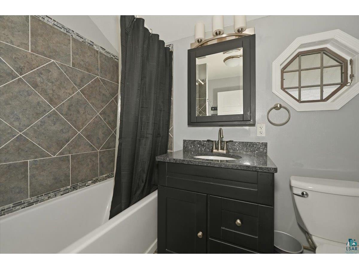 1514 E 4th St Superior WI 54880 6125912 image14