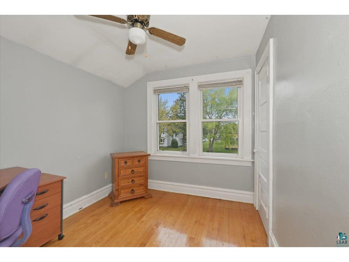 1514 E 4th St Superior WI 54880 6125912 image15