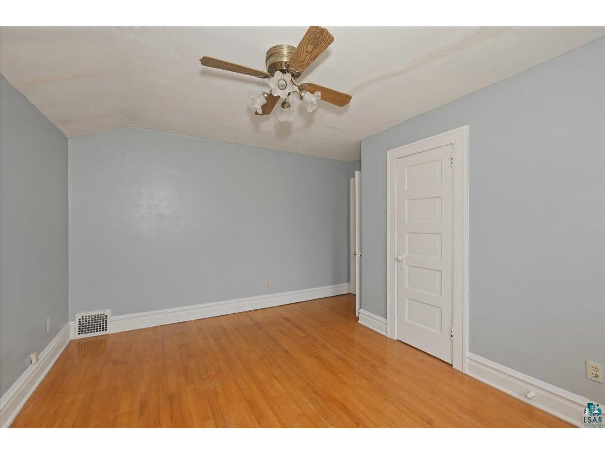 1514 E 4th St Superior WI 54880 6125912 image17
