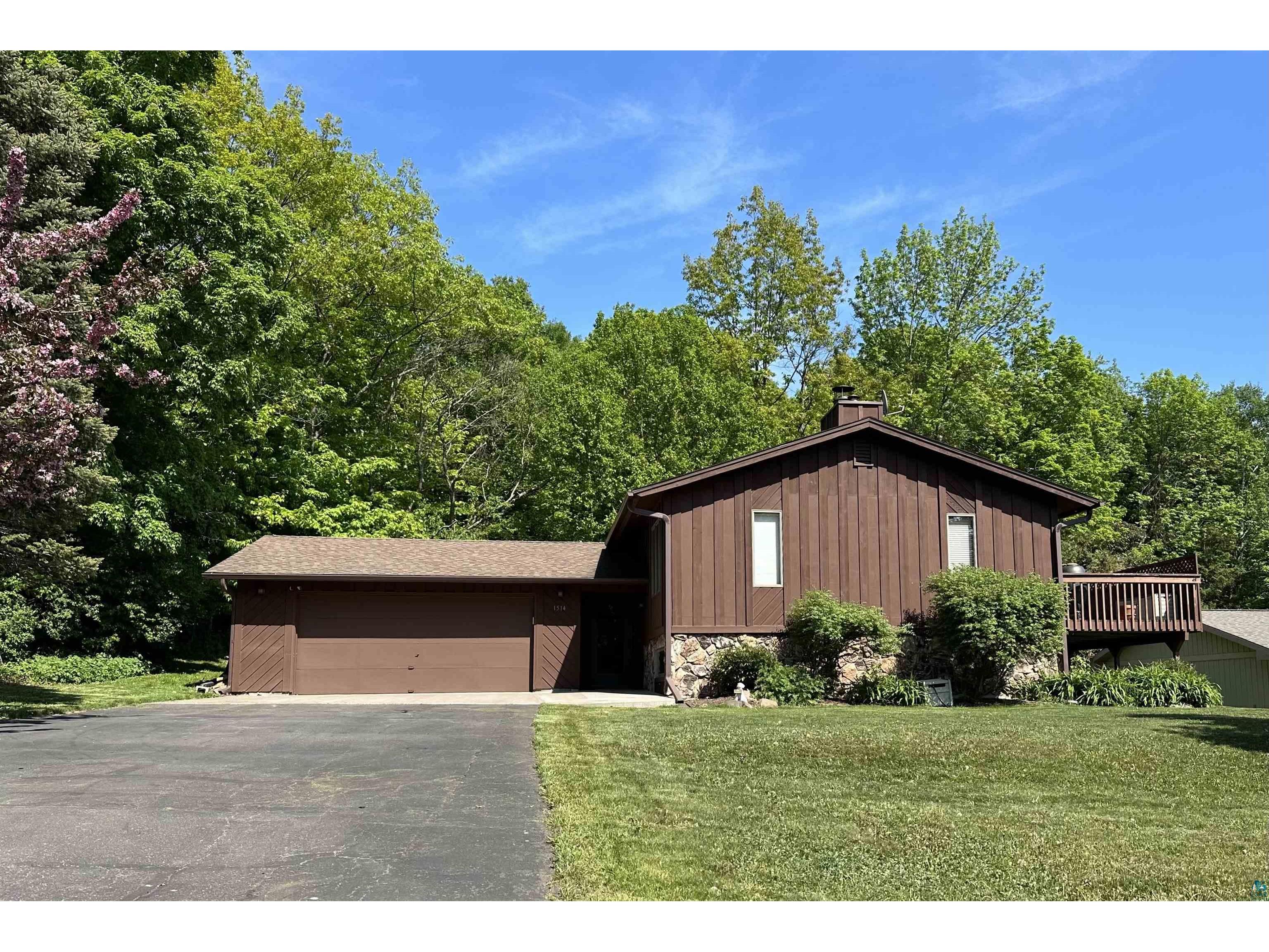 1514 Triggs Ave Duluth MN 55811 6112459 image1