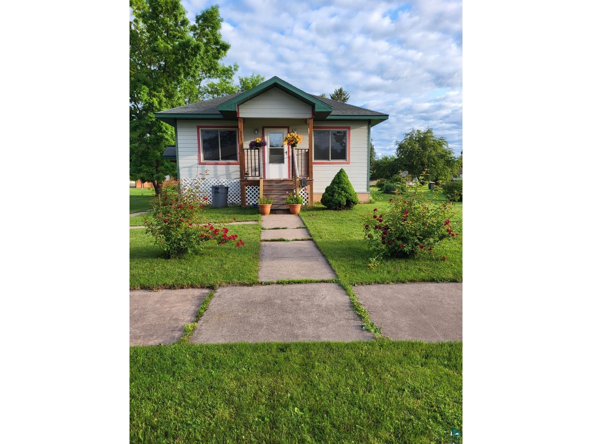 1515 E 5th St Ashland WI 54806 6109605 image1