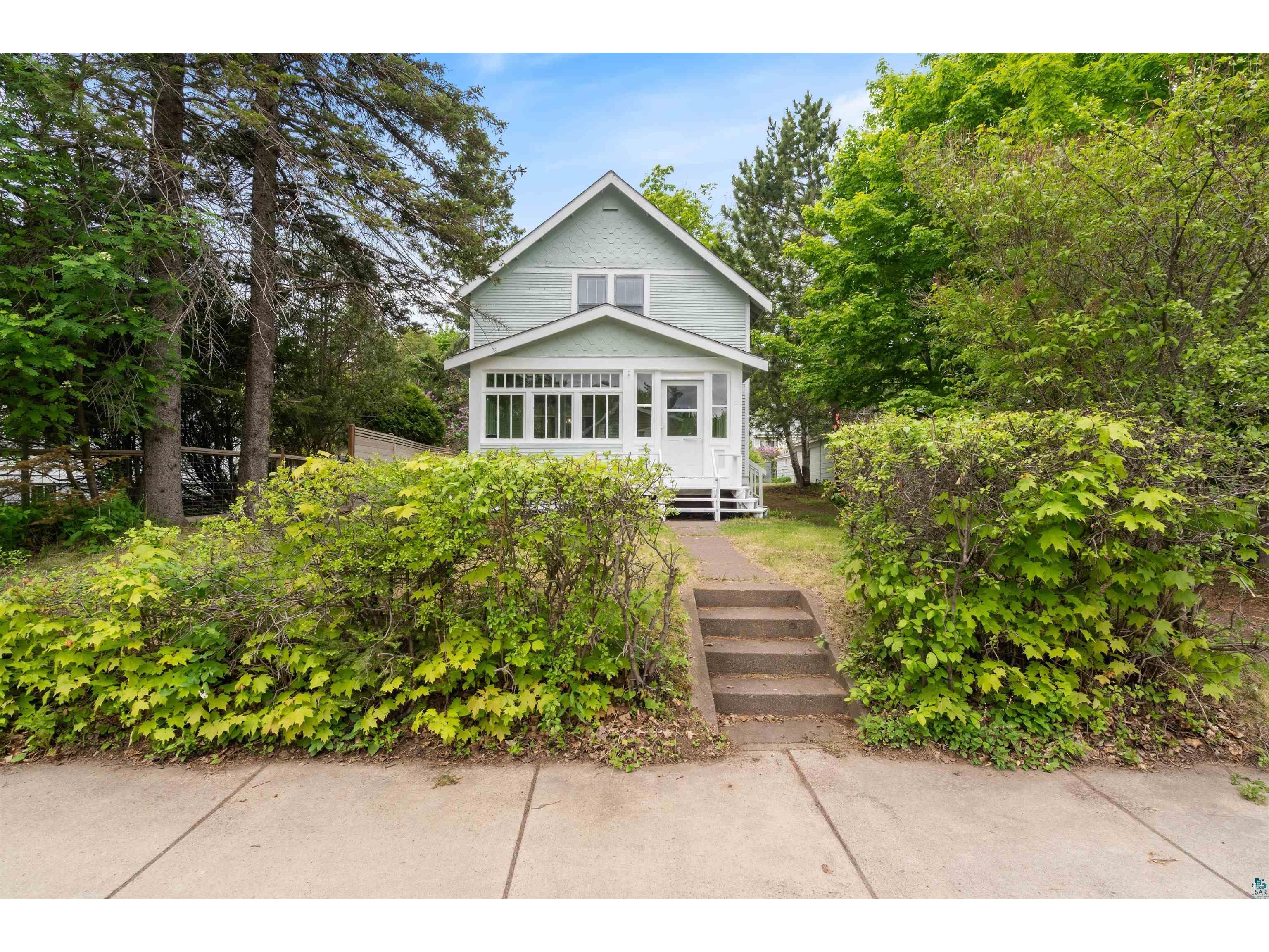1515 N 8th Ave E Duluth MN 55805 6125894 image1