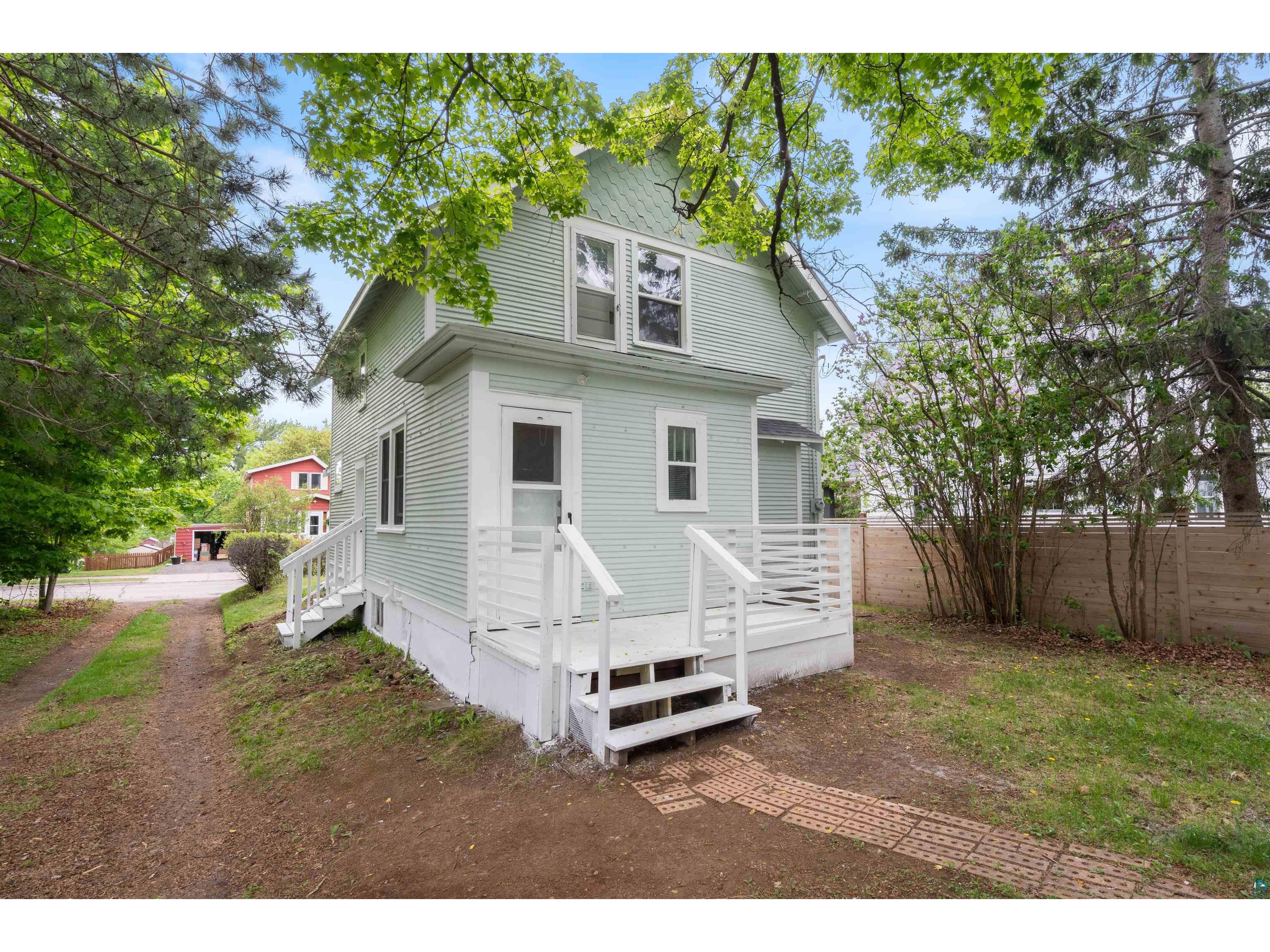 1515 N 8th Ave E Duluth MN 55805 6125894 image2