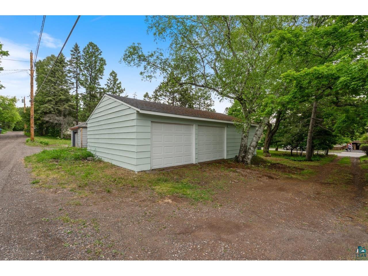 1515 N 8th Ave E Duluth MN 55805 6125894 image22