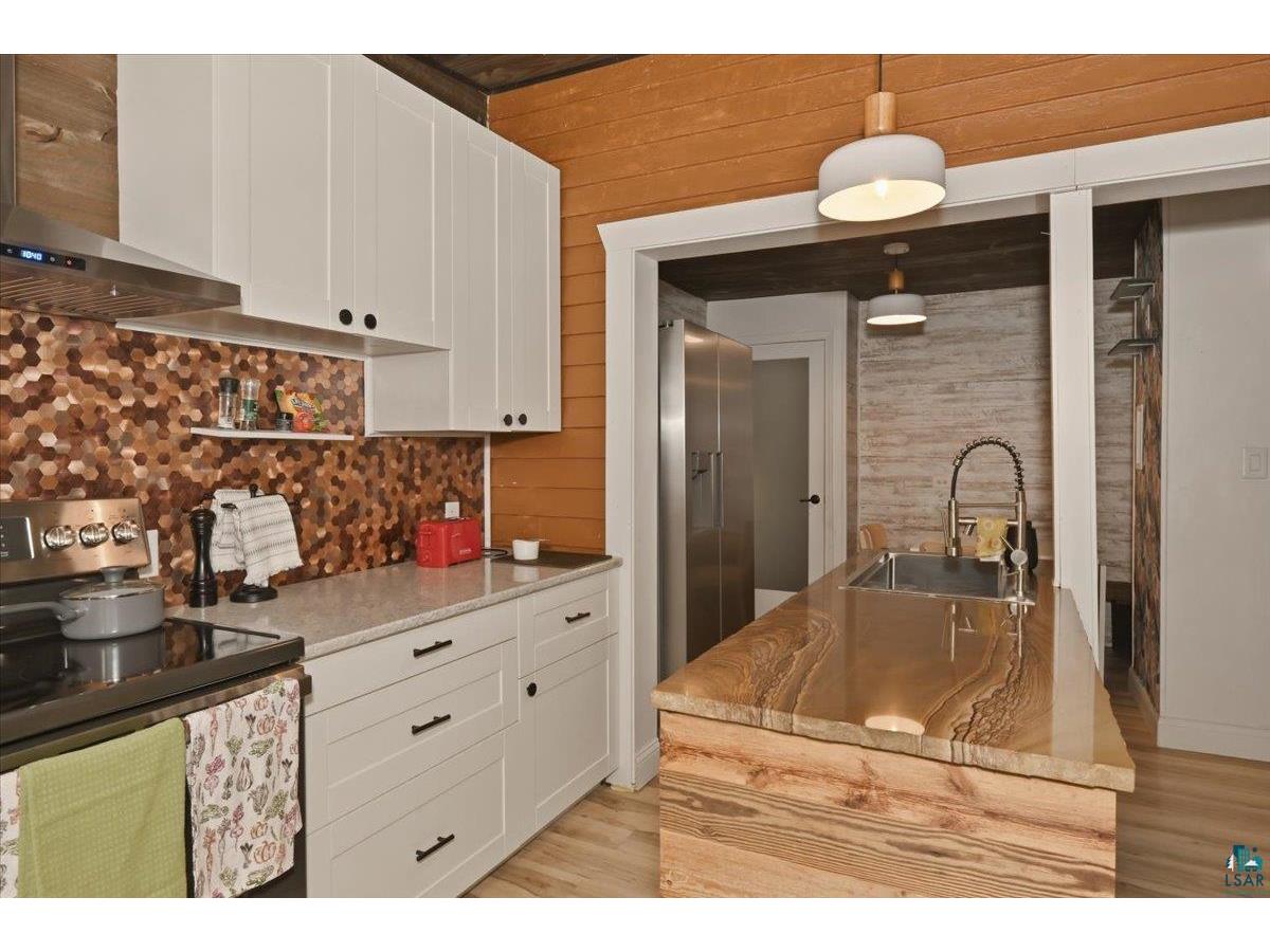 1515 N 9th Ave E Duluth MN 55805 6126788 image11