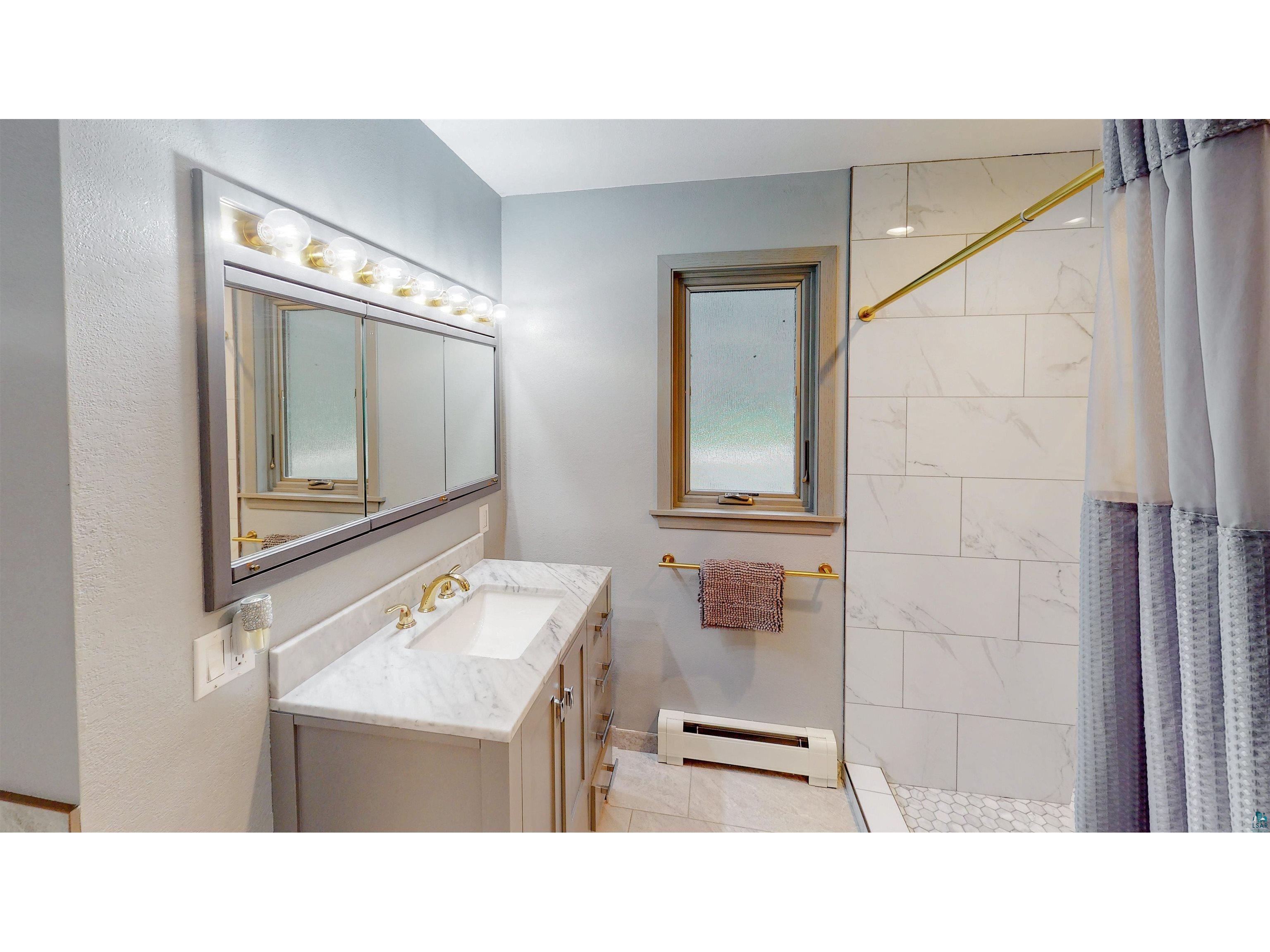 1521 Highway 61 E Grand Marais MN 55604 6126834 image32