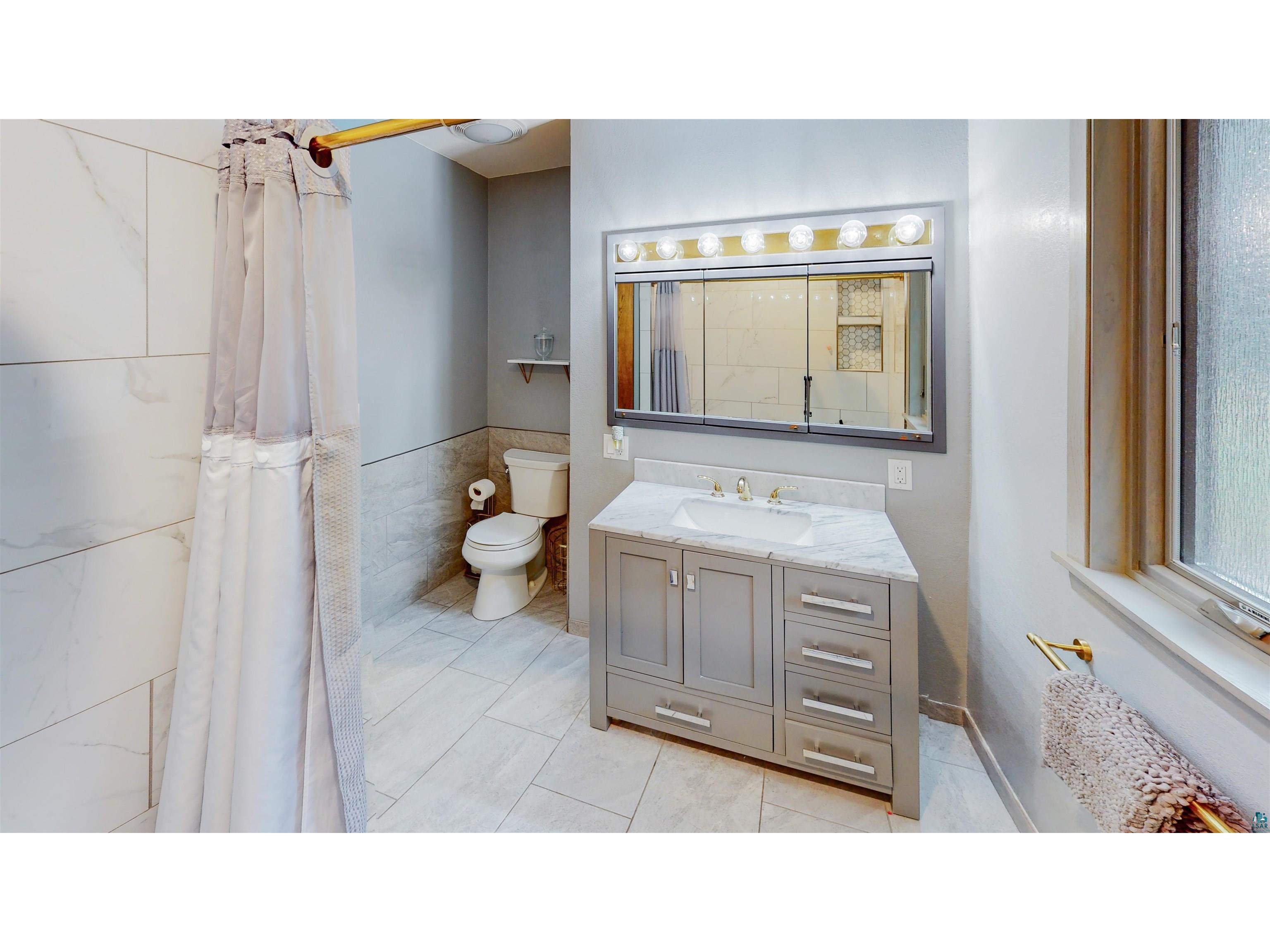 1521 Highway 61 E Grand Marais MN 55604 6126834 image35