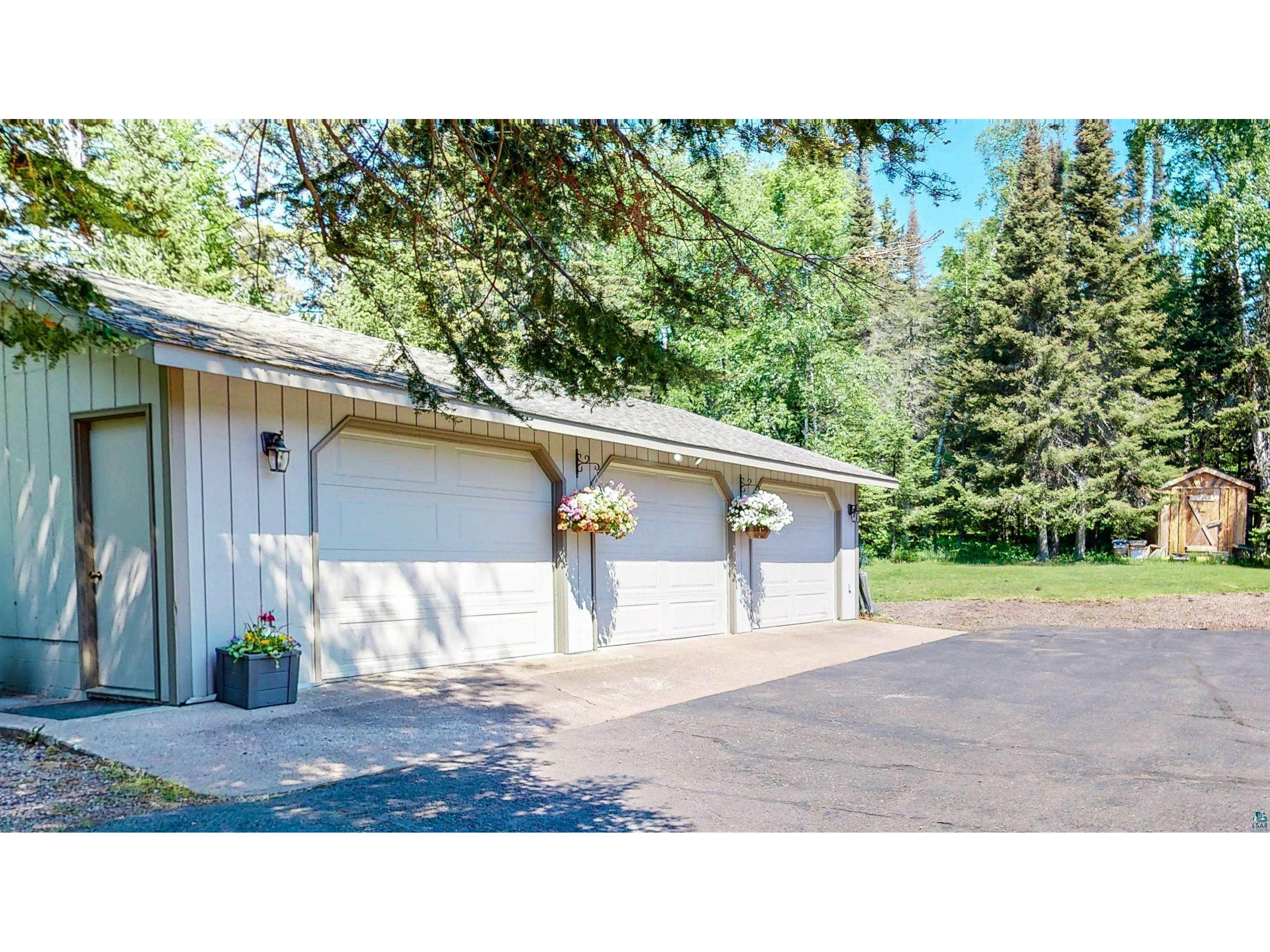 1521 Highway 61 E Grand Marais MN 55604 6126834 image63