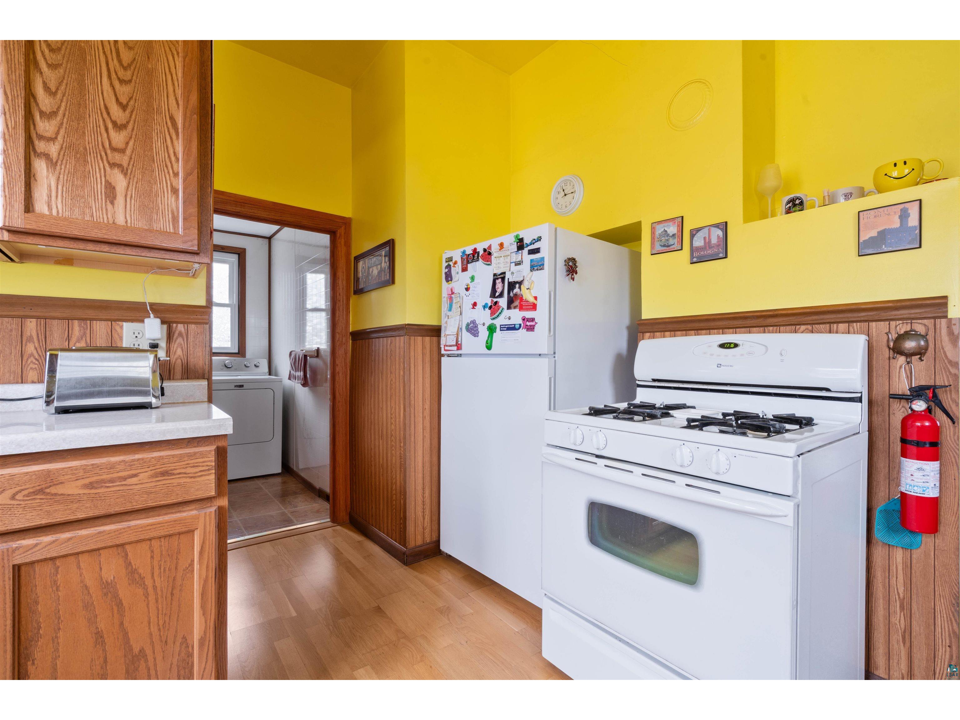 1522 E 4th St Superior WI 54880 6124323 image10