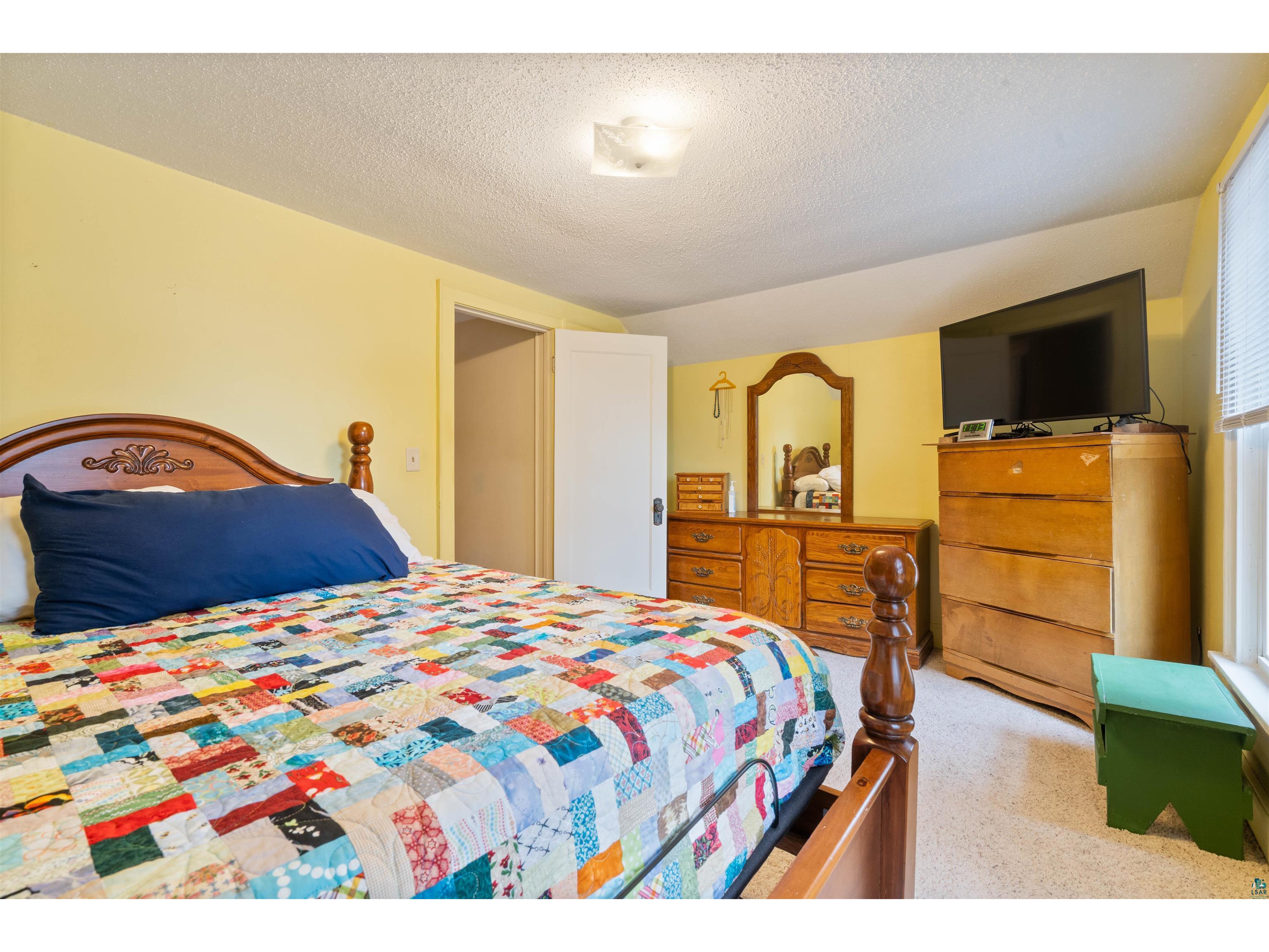 1522 E 4th St Superior WI 54880 6124323 image18