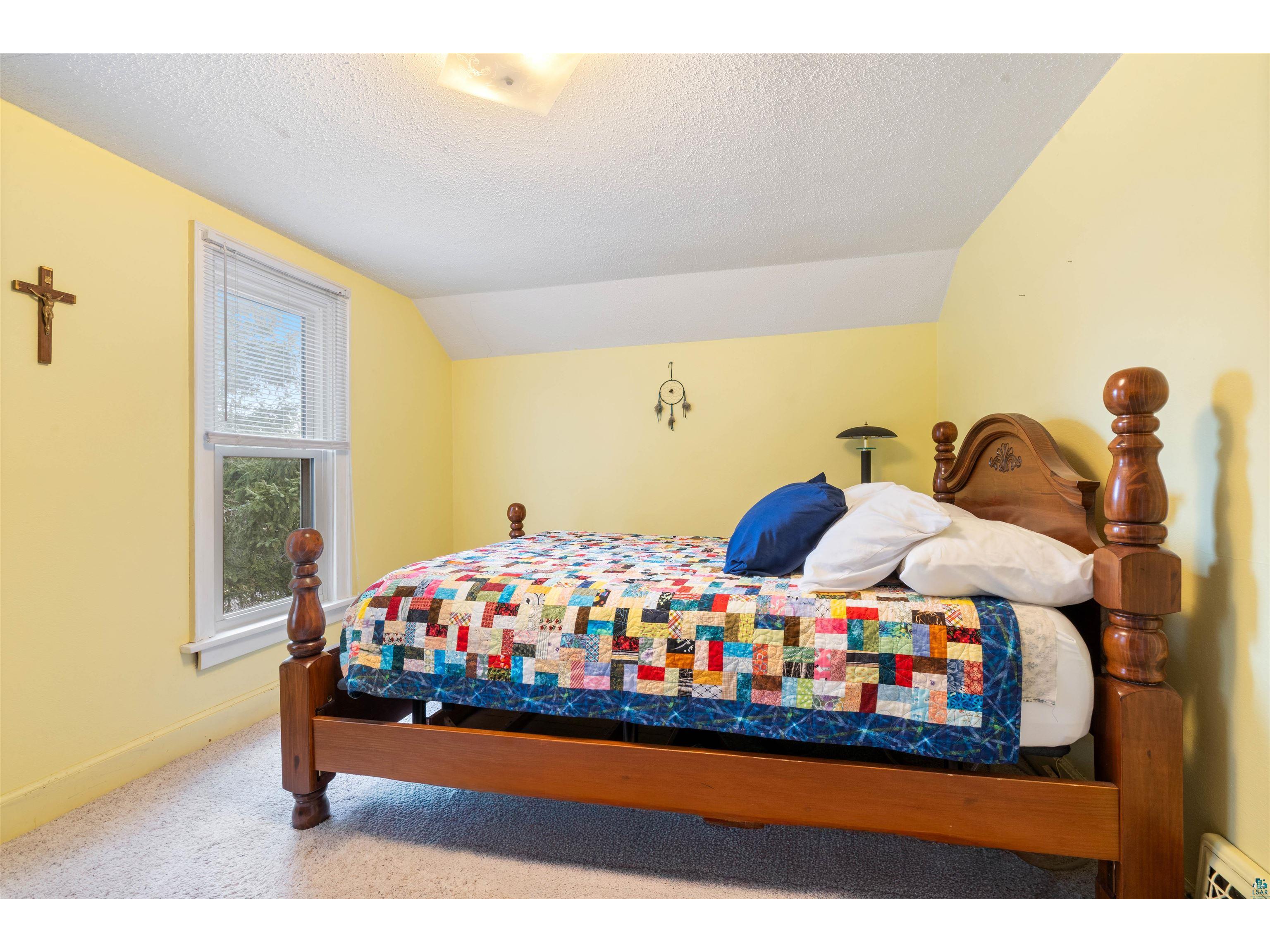 1522 E 4th St Superior WI 54880 6124323 image19