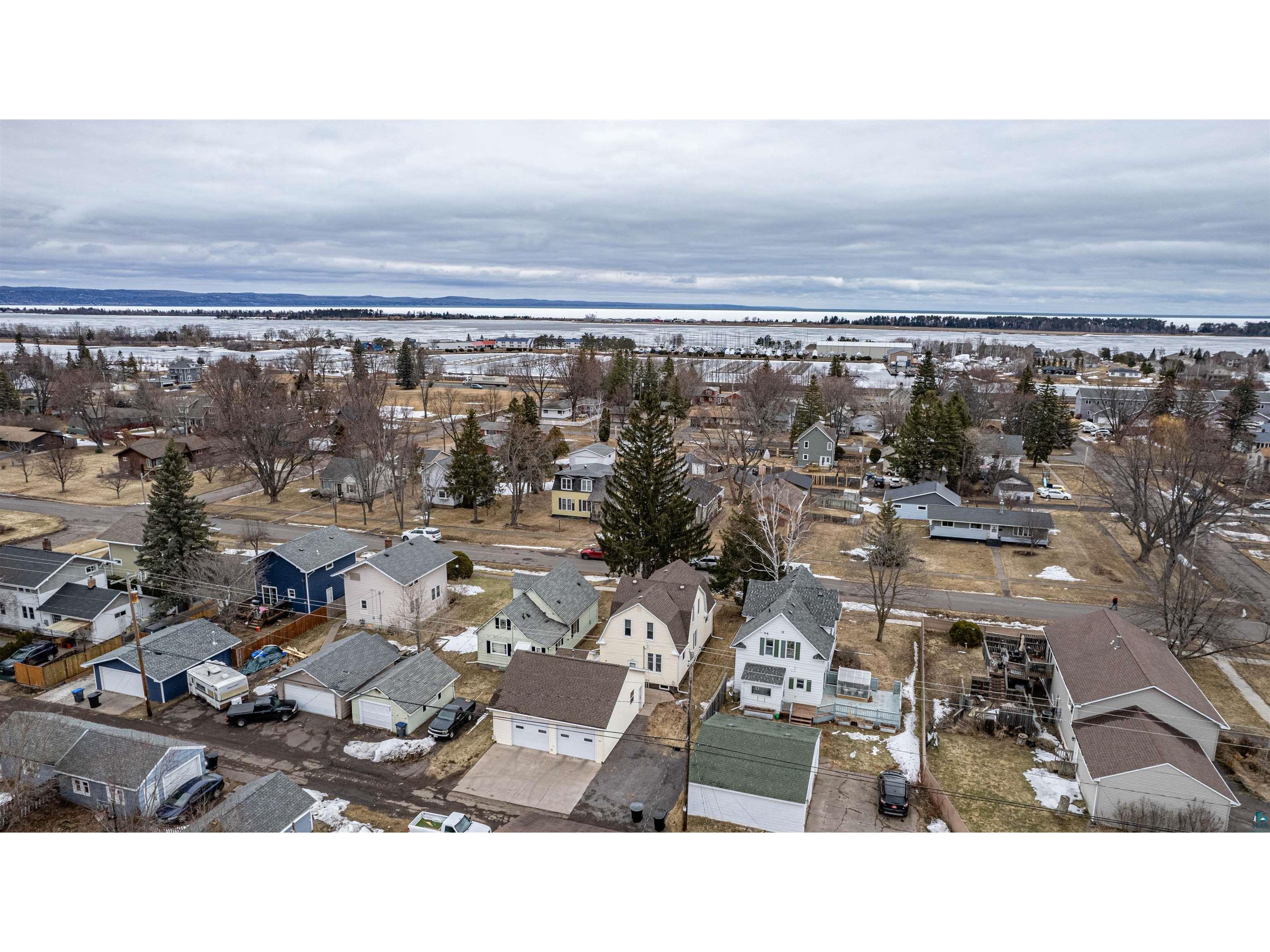 1522 E 4th St Superior WI 54880 6124323 image31