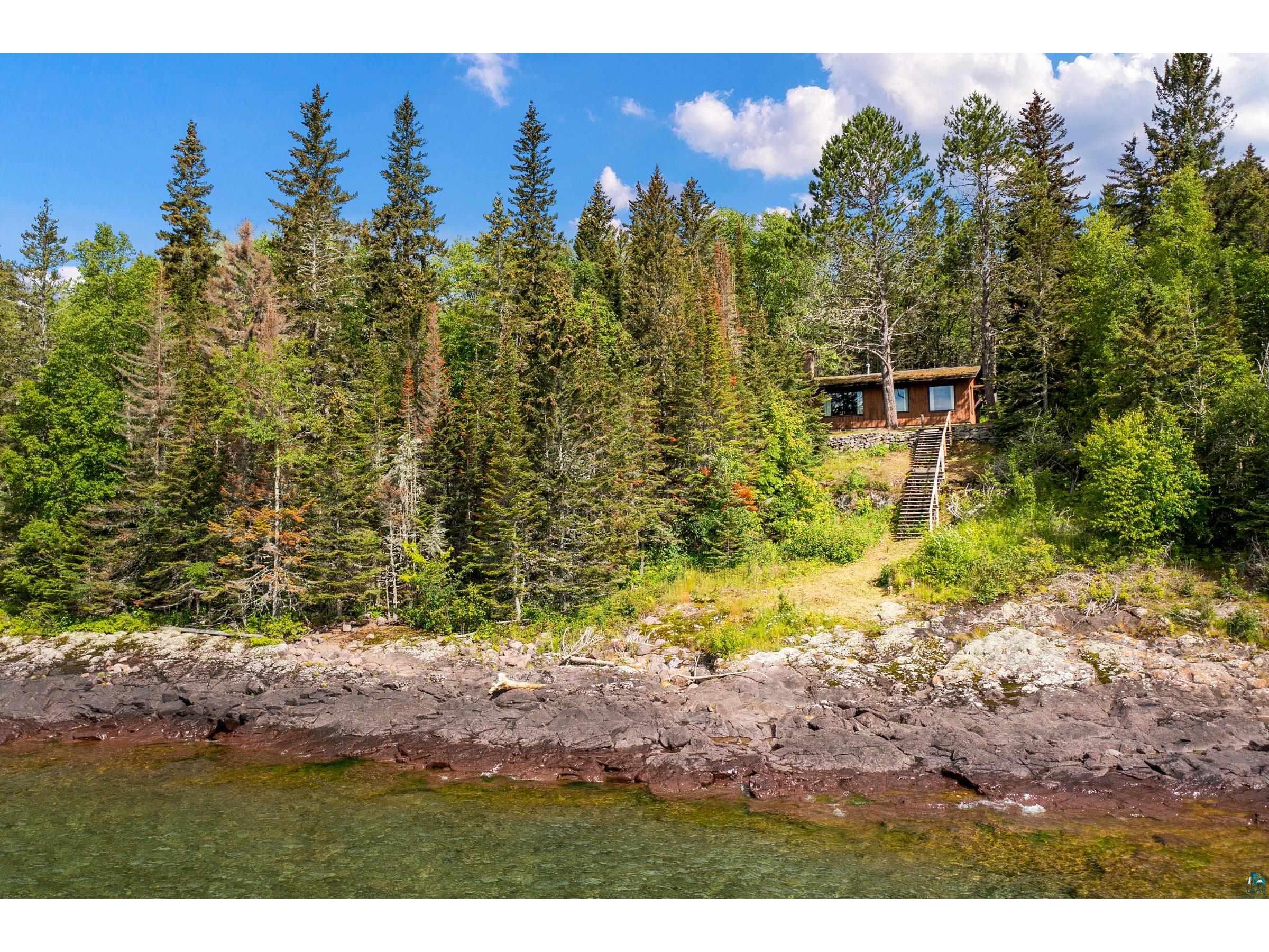 1534 Hwy 61 E, Grand Marais, MN 55604 MLS 6104674 Edina Realty