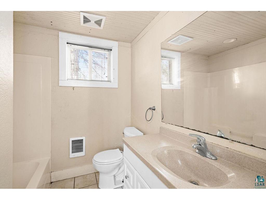 1540 N 7th Ave E Duluth MN 55805 6125239 image12